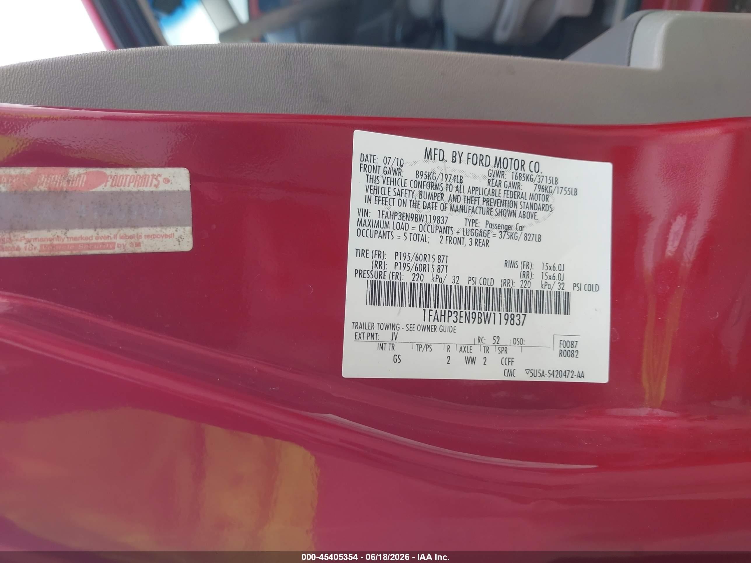 2011 Ford Focus S Red vin: 1FAHP3EN9BW119837