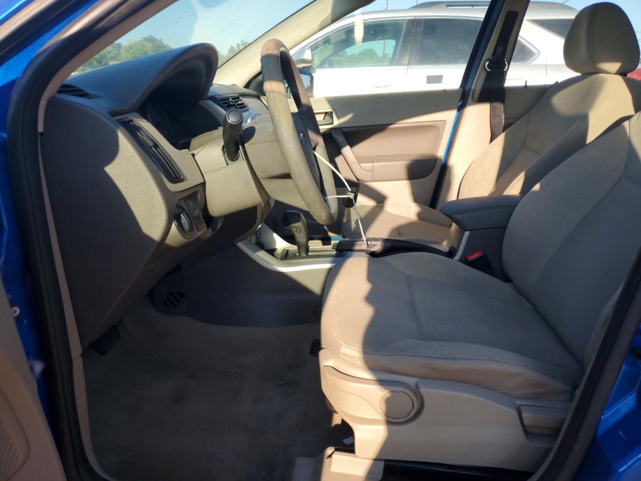2010 Ford Focus S Синий vin: 1FAHP3ENXAW204734