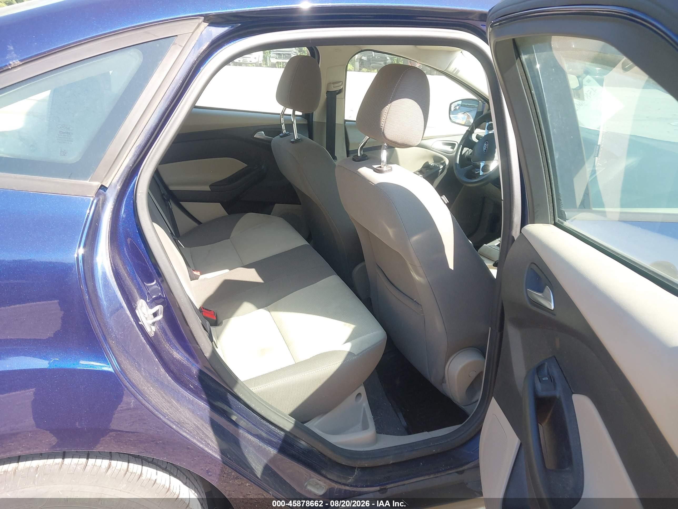 2012 Ford Focus Se Blue vin: 1FAHP3F20CL129907
