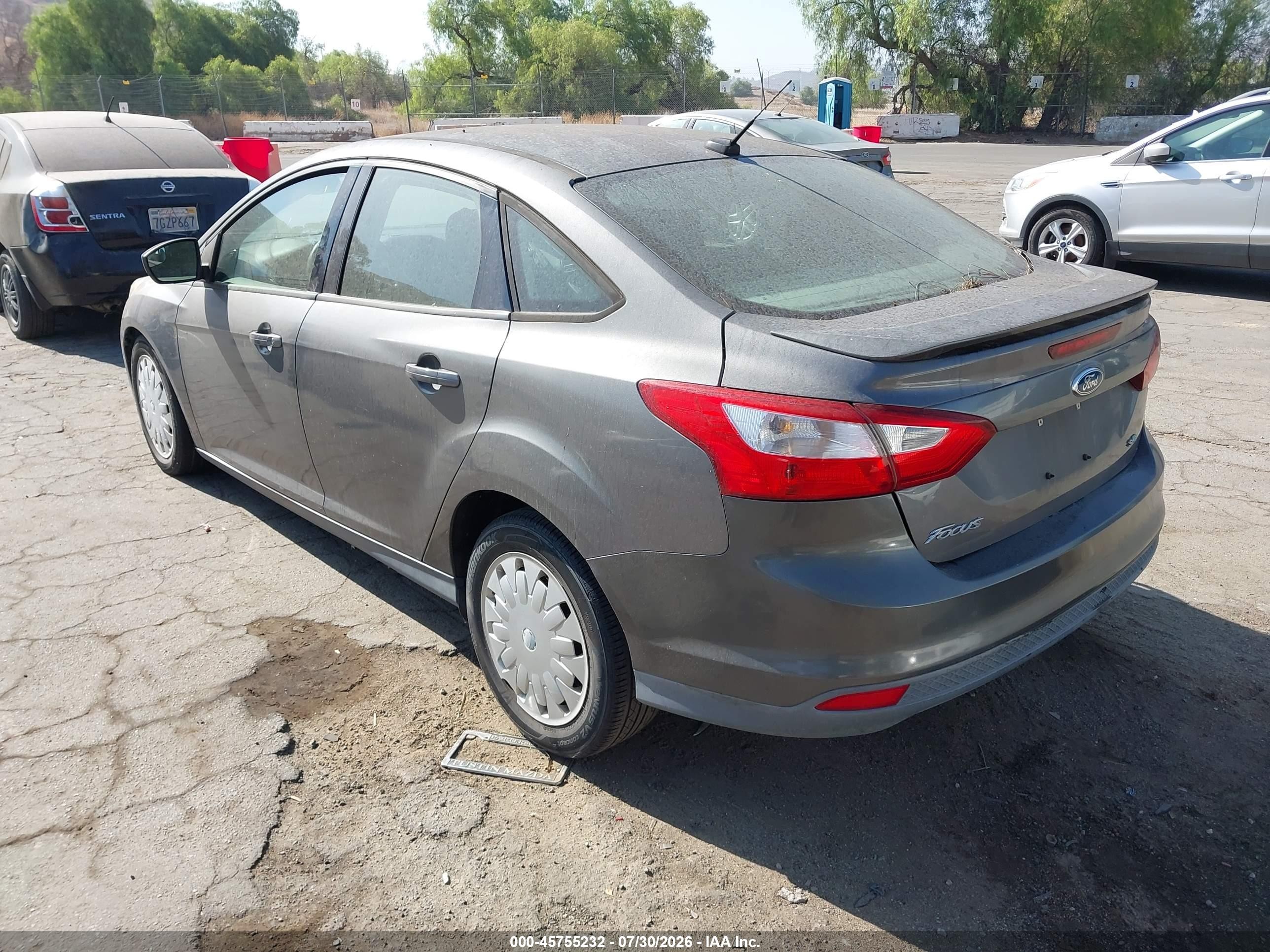 2012 Ford Focus Se Gray vin: 1FAHP3F20CL135092