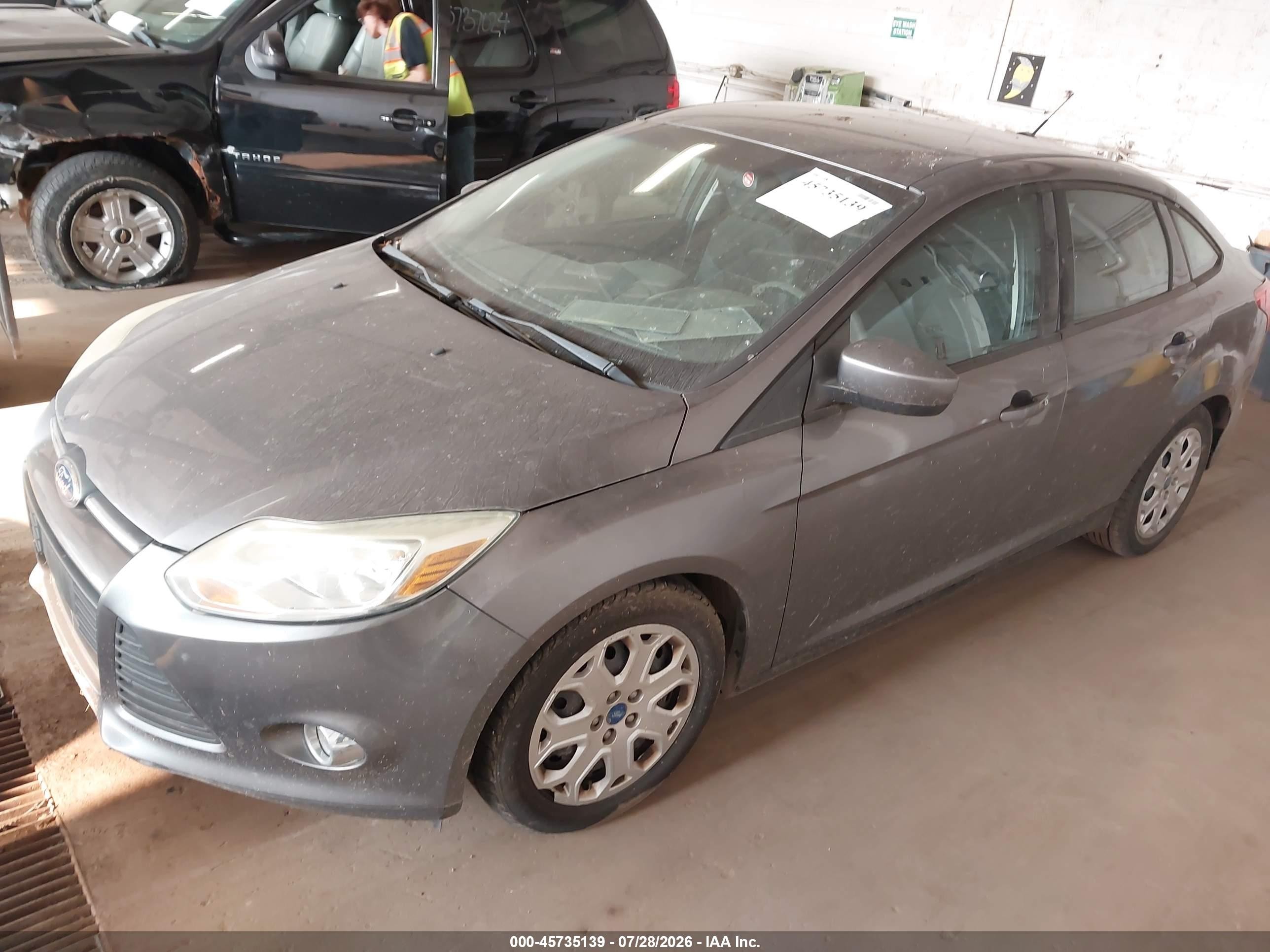2012 Ford Focus Se Gray vin: 1FAHP3F20CL144827