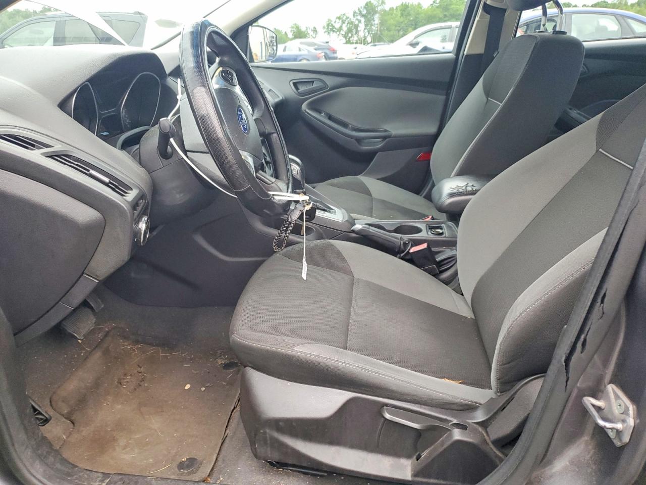 2012 Ford Focus Se Серебряный vin: 1FAHP3F20CL146514