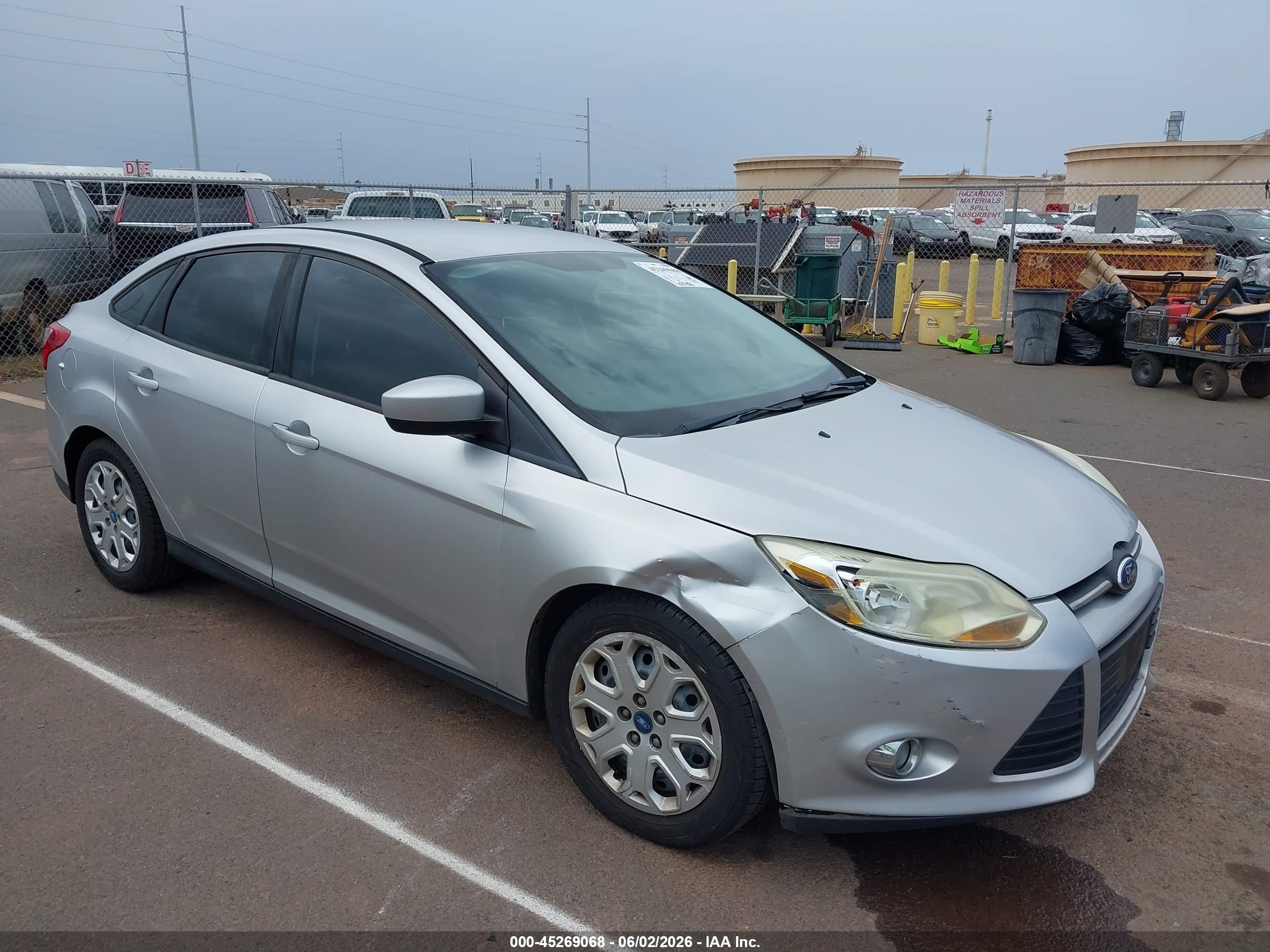 2012 Ford Focus Se Silver vin: 1FAHP3F20CL146559