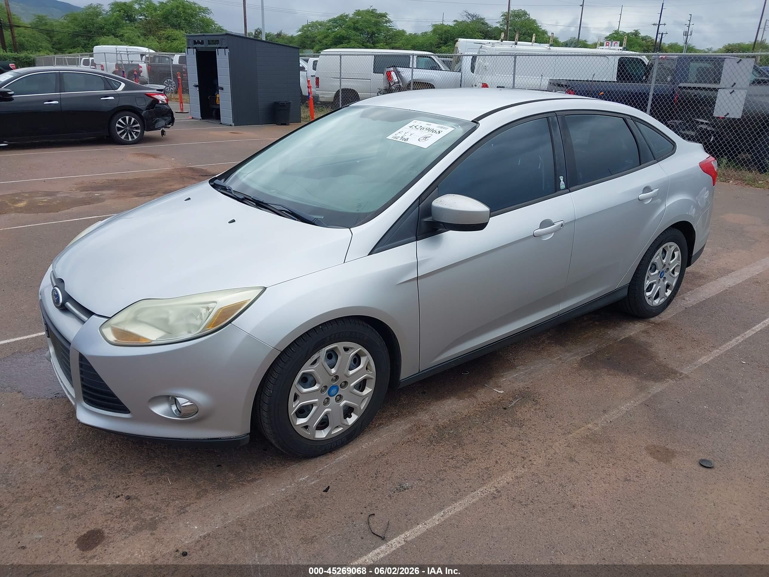 2012 Ford Focus Se Silver vin: 1FAHP3F20CL146559