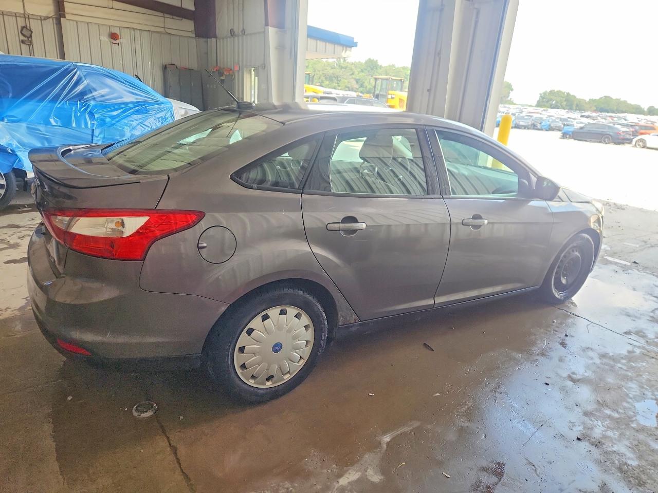 2012 Ford Focus Se Gray vin: 1FAHP3F20CL173180