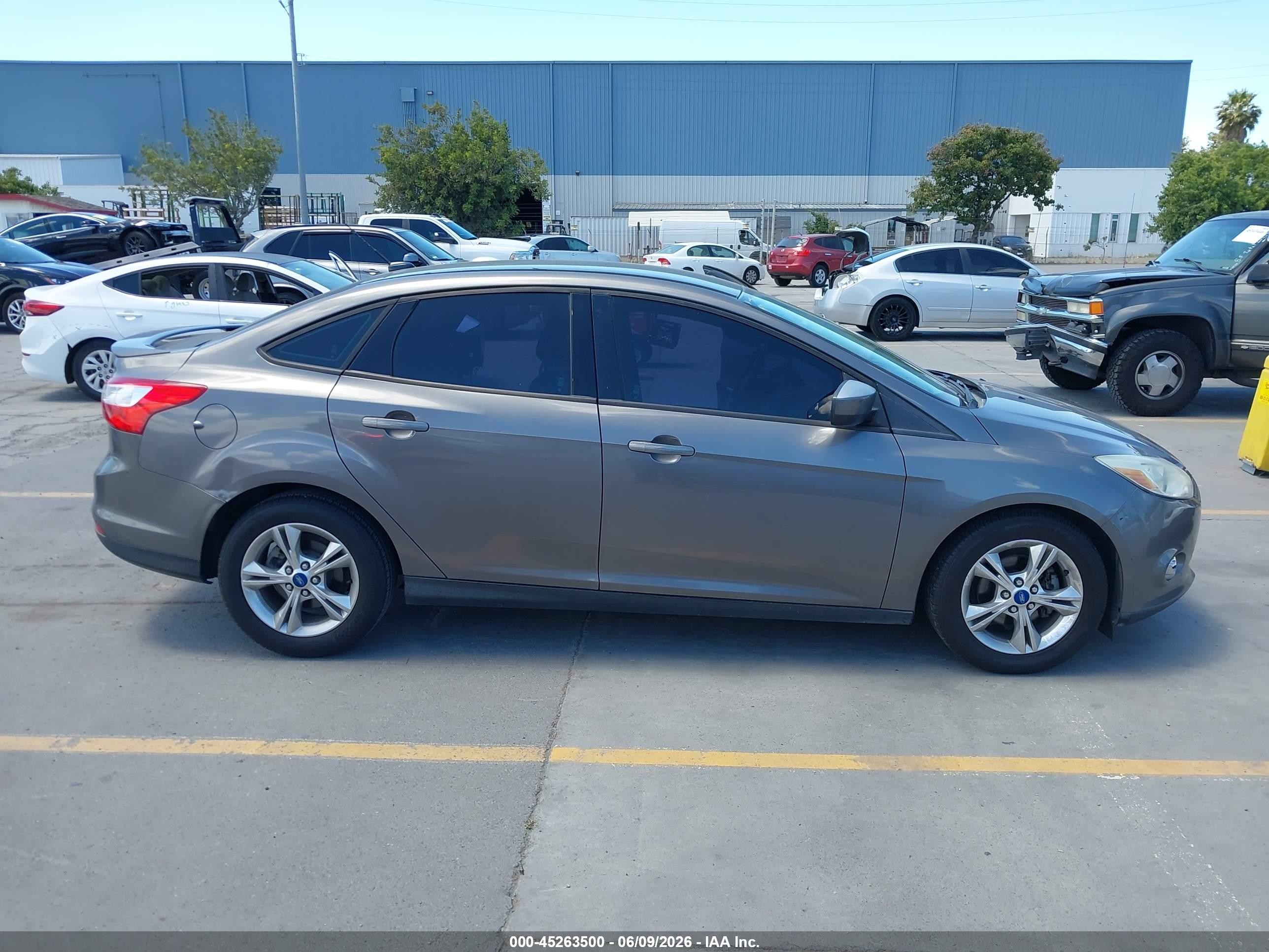 2012 Ford Focus Se Gray vin: 1FAHP3F20CL175222