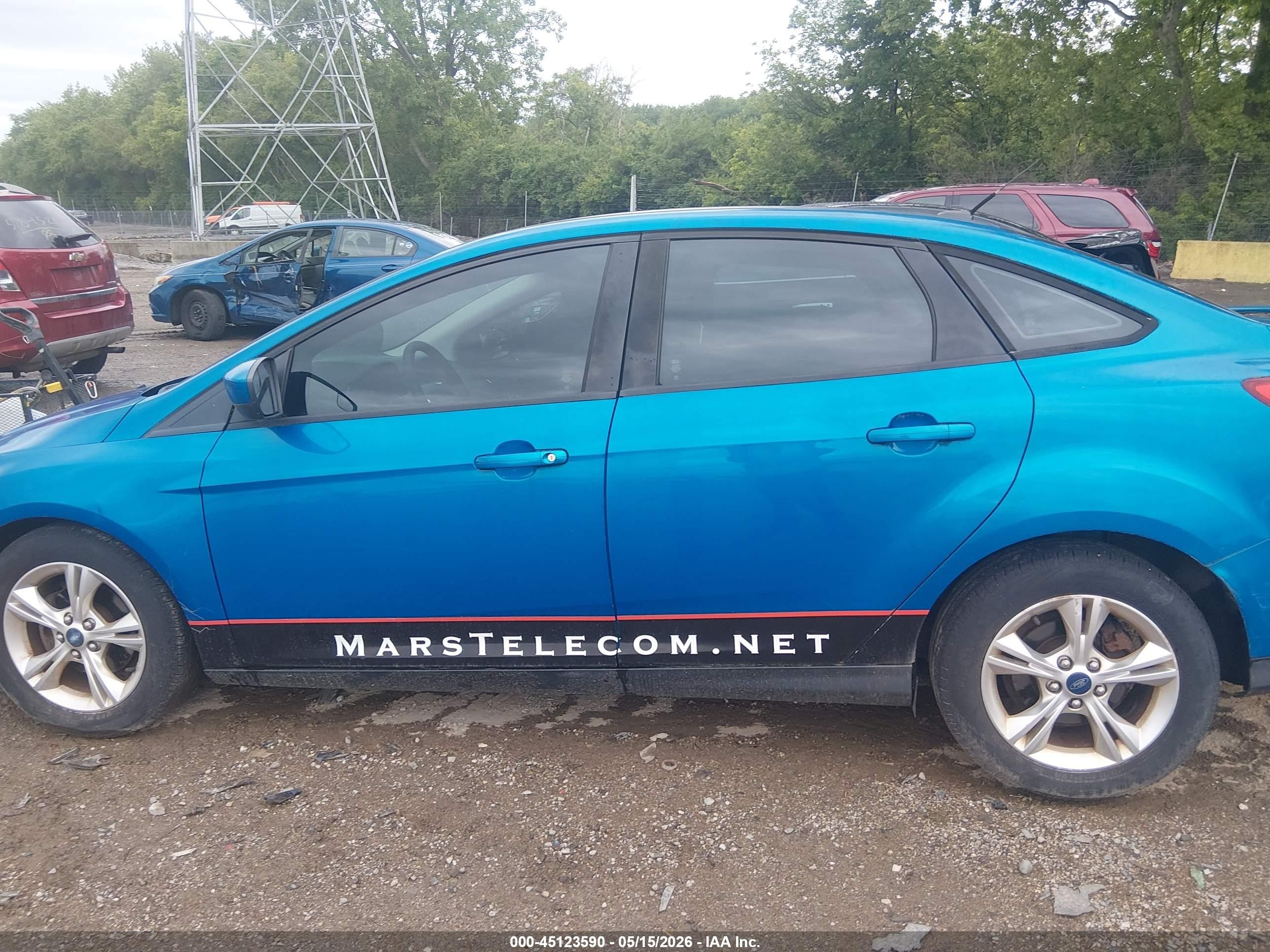 2012 Ford Focus Se Blue vin: 1FAHP3F20CL187919