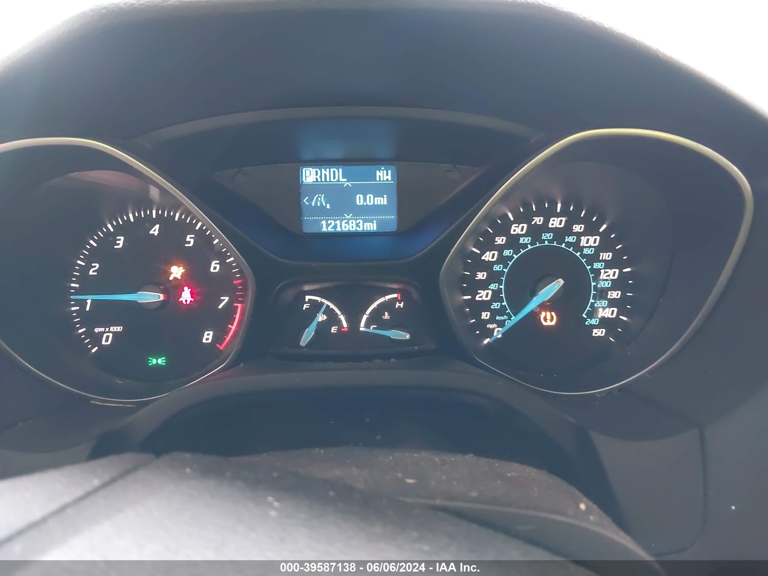 2012 Ford Focus Se Белый vin: 1FAHP3F20CL195809