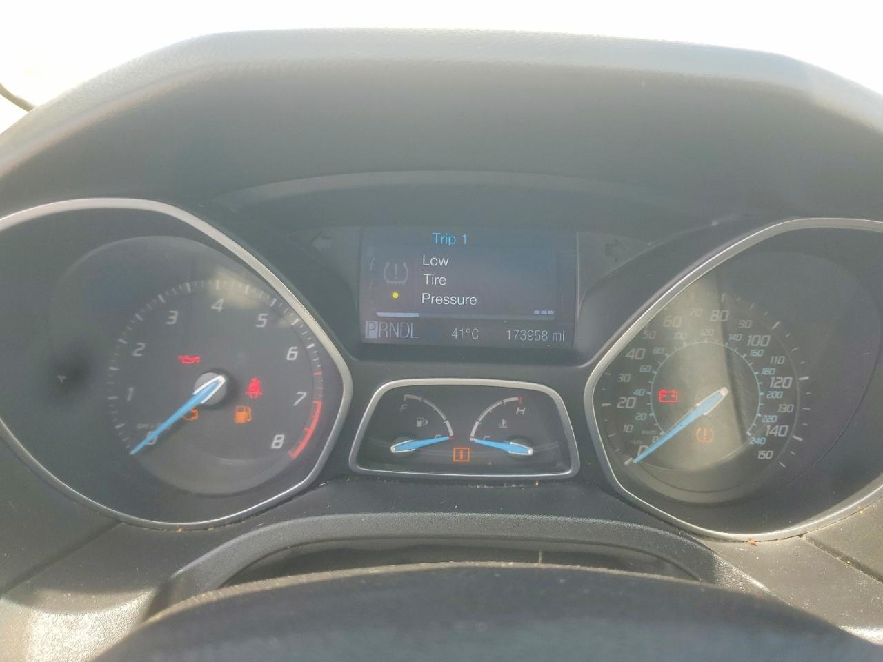 2012 Ford Focus Se Silver vin: 1FAHP3F20CL204797