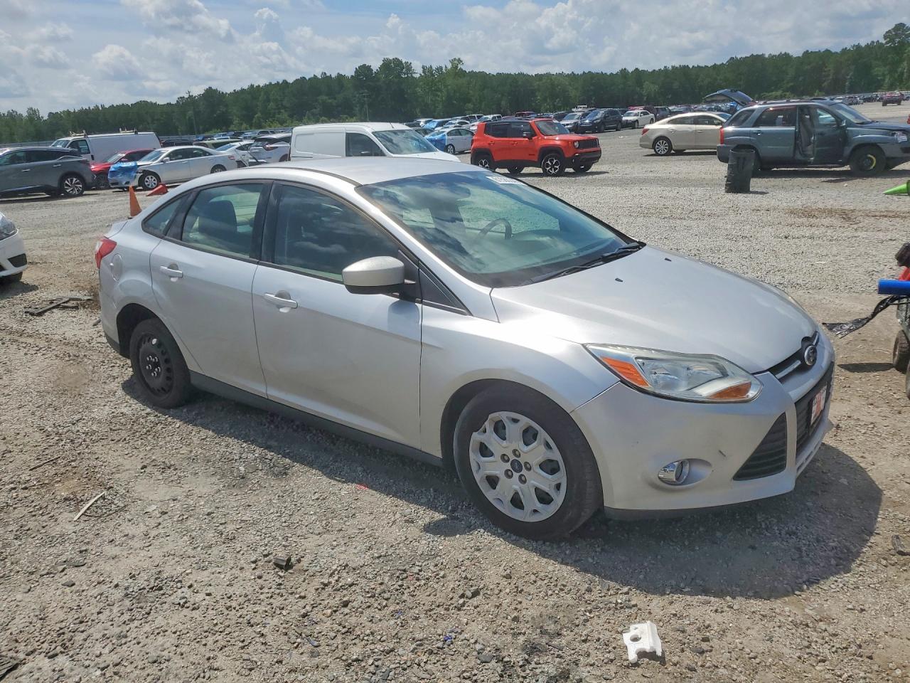 2012 Ford Focus Se Silver vin: 1FAHP3F20CL204797
