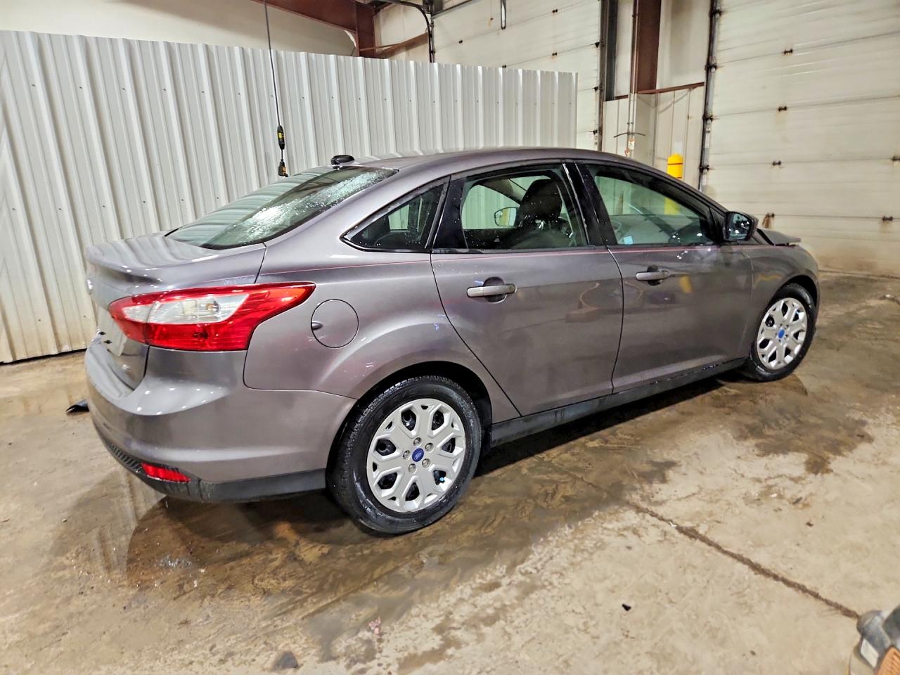 2012 Ford Focus Se Gray vin: 1FAHP3F20CL292508