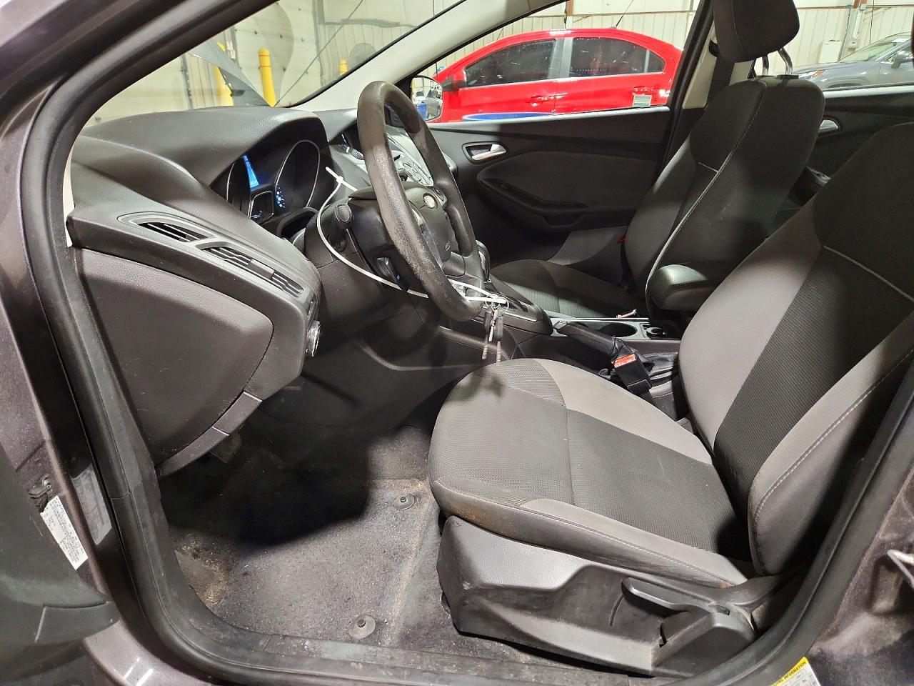 2012 Ford Focus Se Gray vin: 1FAHP3F20CL292508