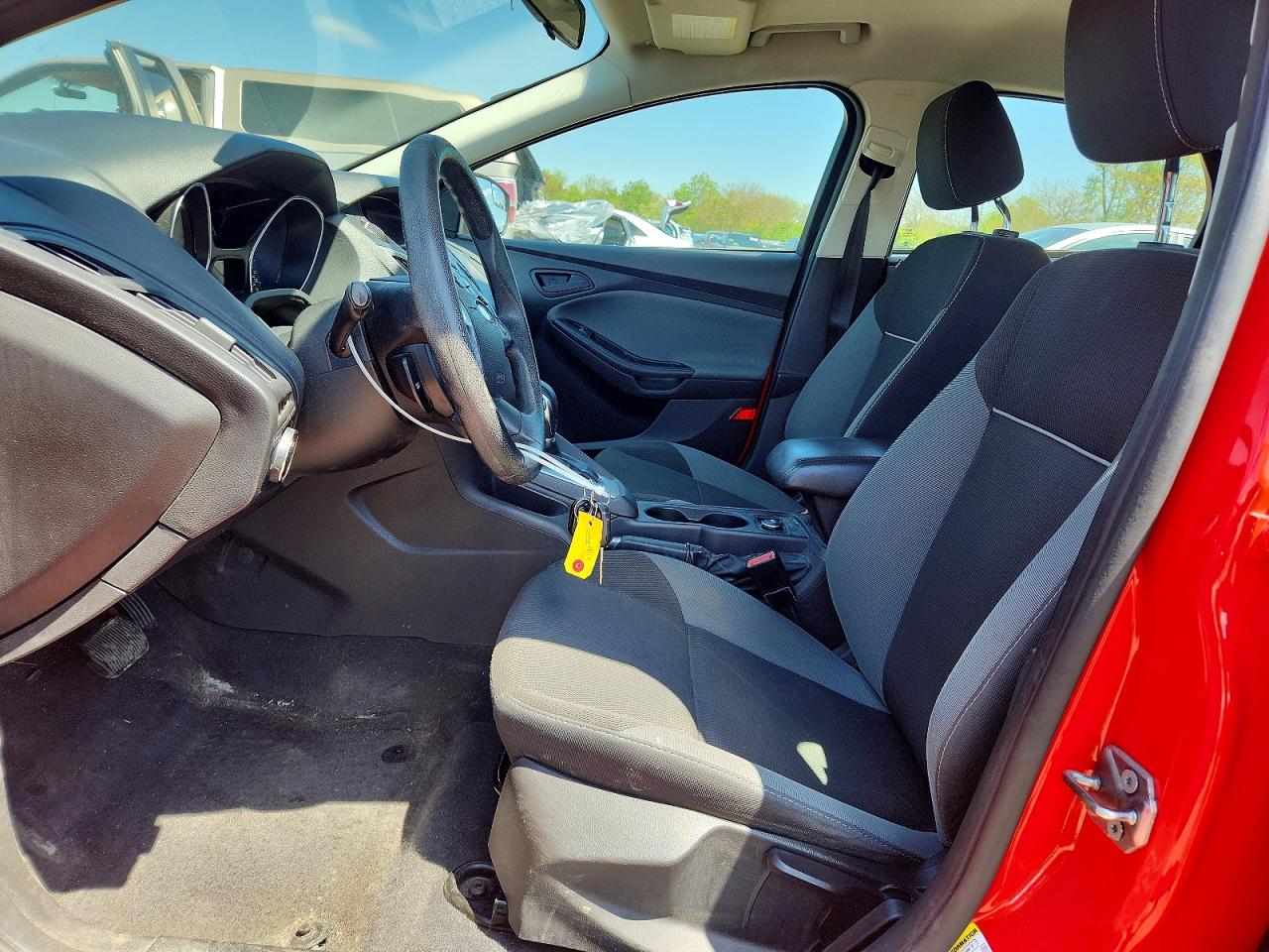 2012 Ford Focus Se Red vin: 1FAHP3F20CL370432