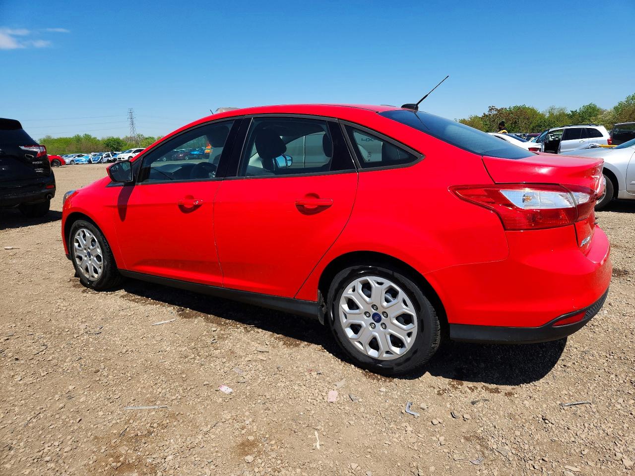 2012 Ford Focus Se Red vin: 1FAHP3F20CL370432