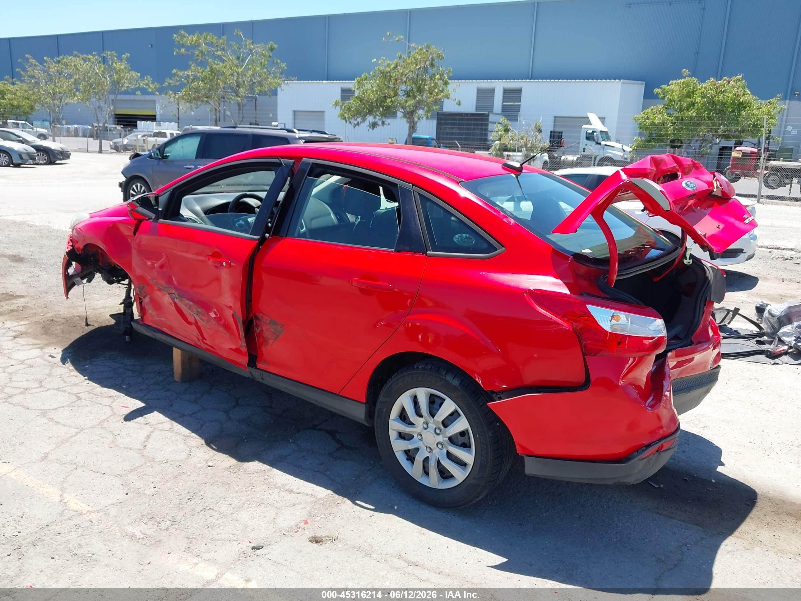 2012 Ford Focus Se Red vin: 1FAHP3F20CL382659