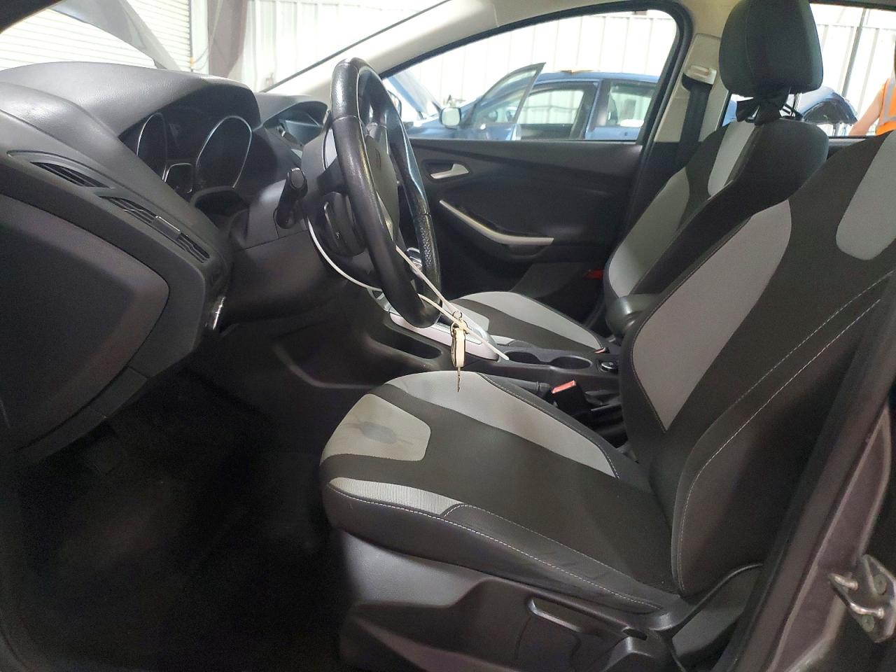 2012 Ford Focus Se Gray vin: 1FAHP3F20CL390969
