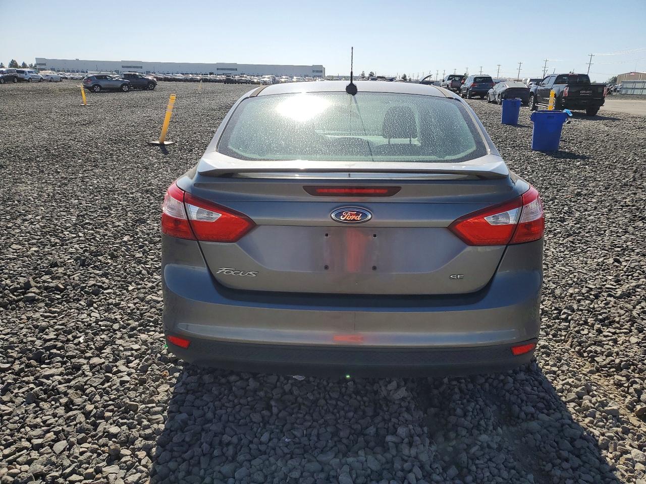 2012 Ford Focus Se Gray vin: 1FAHP3F20CL392625