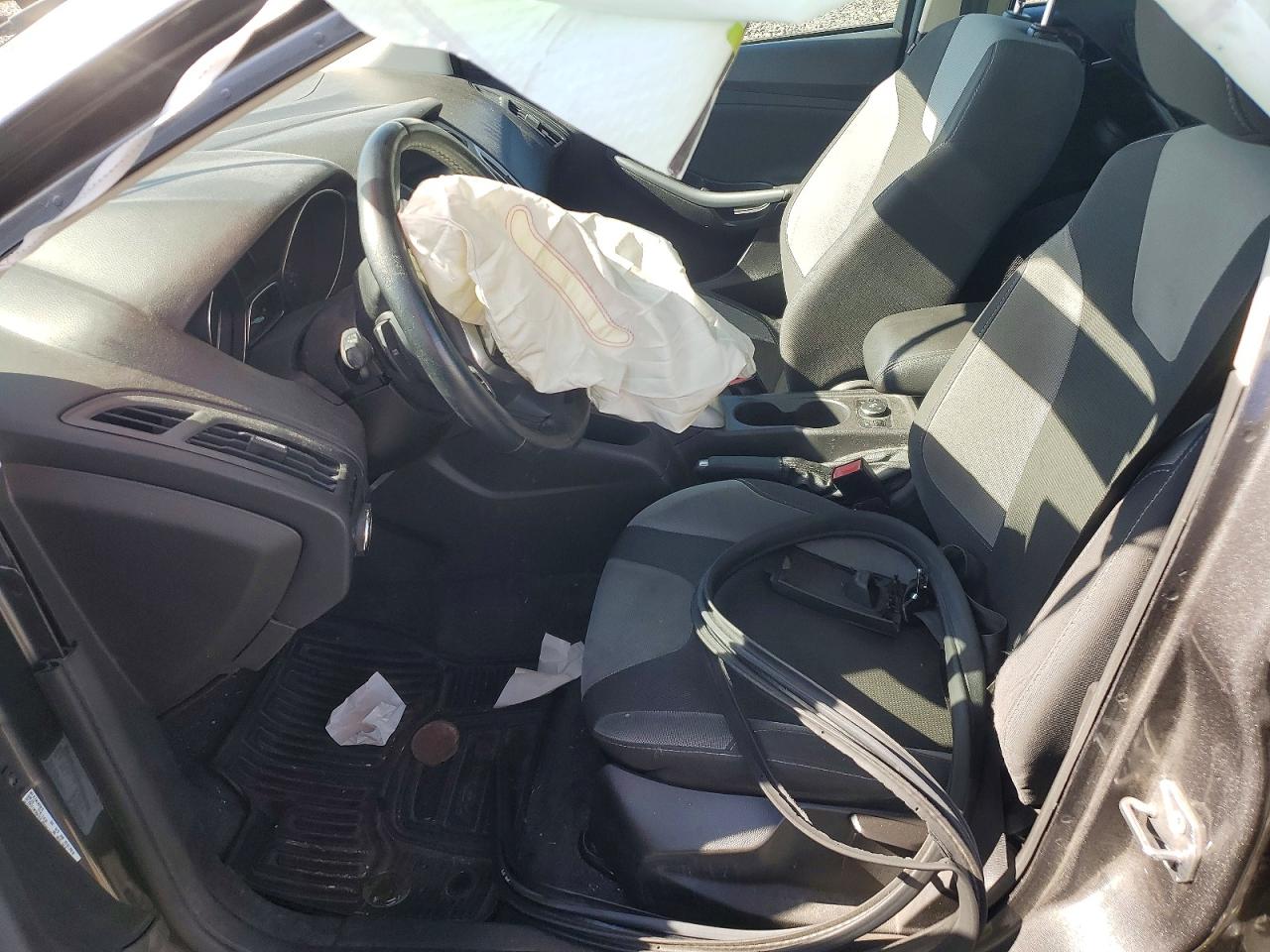 2012 Ford Focus Se Gray vin: 1FAHP3F20CL392625