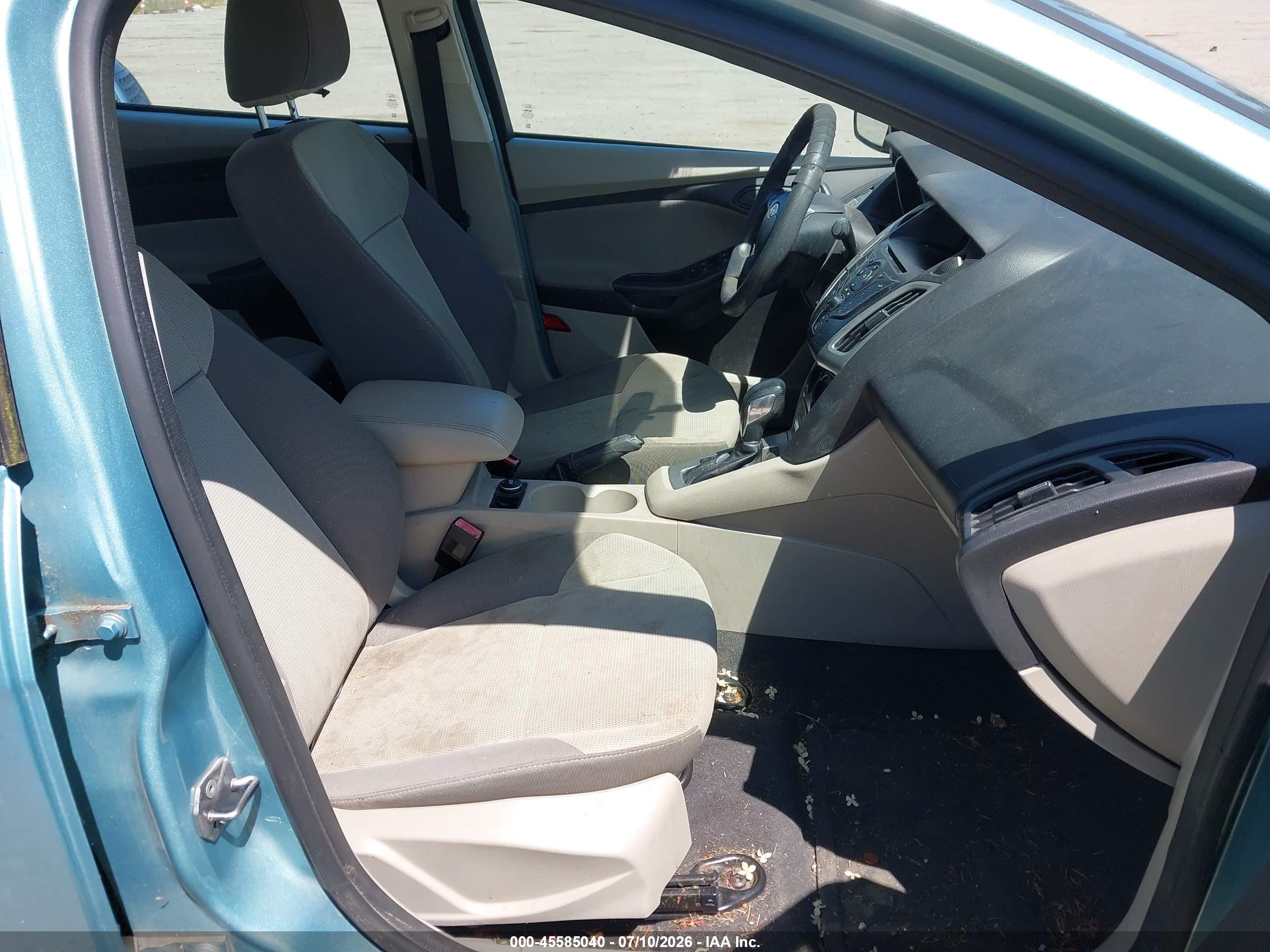 2012 Ford Focus Se Light Blue vin: 1FAHP3F20CL411285