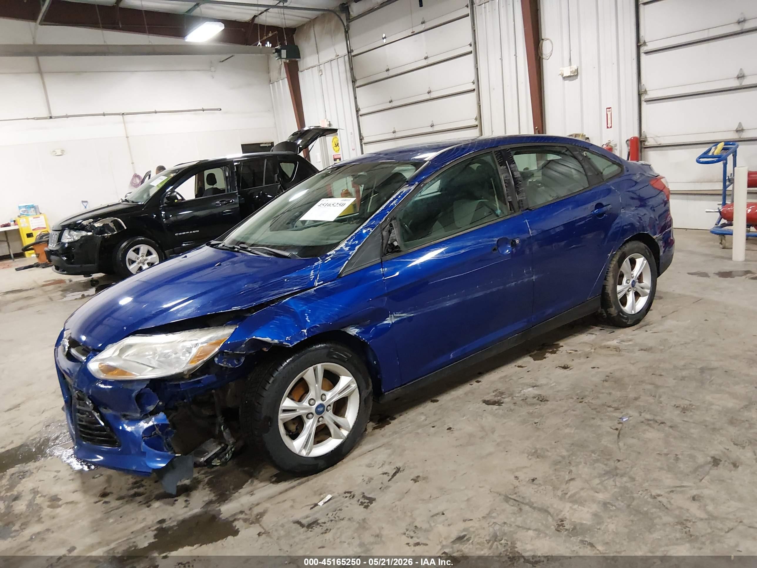 2012 Ford Focus Se Blue vin: 1FAHP3F20CL464990