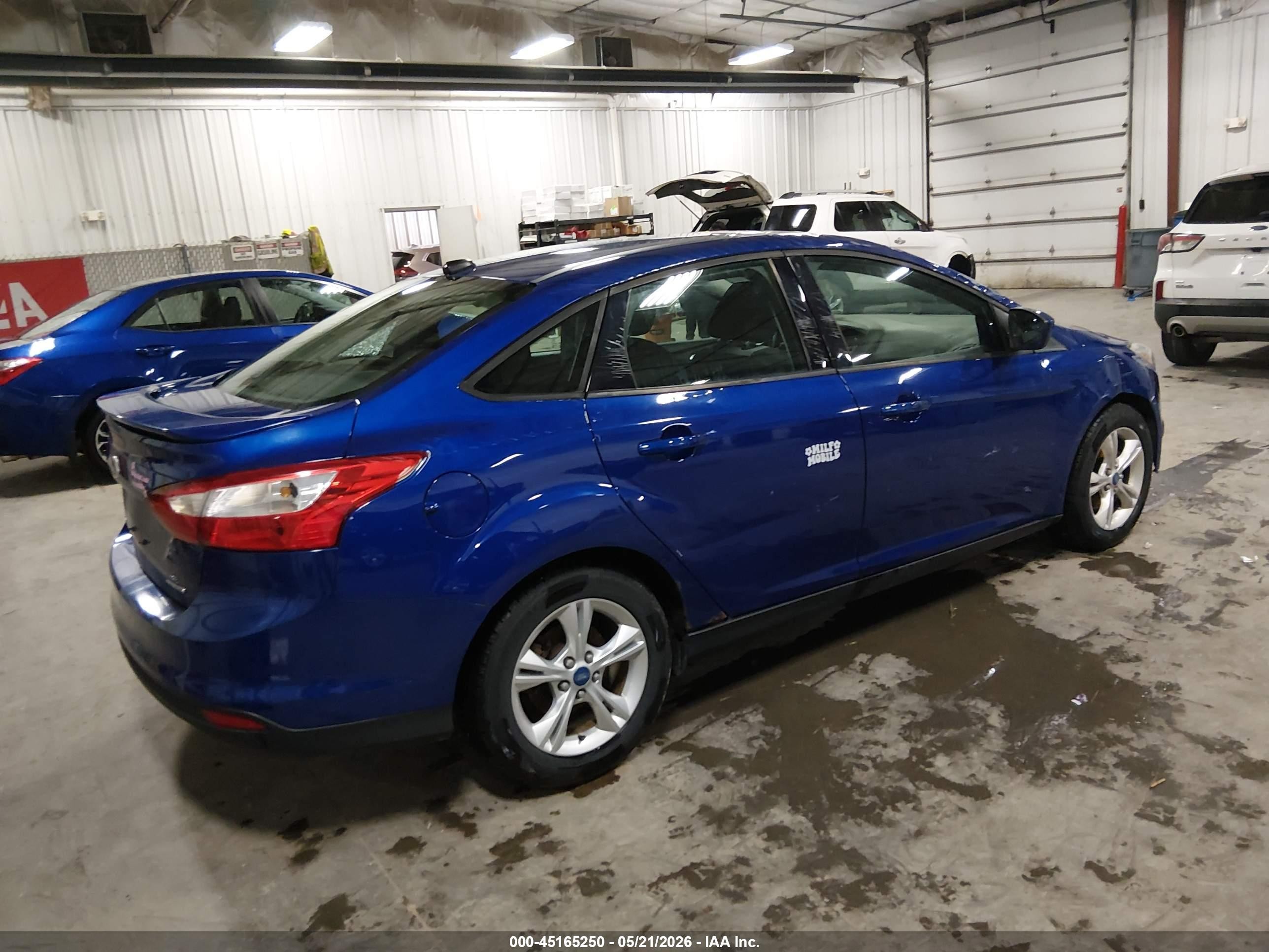 2012 Ford Focus Se Blue vin: 1FAHP3F20CL464990