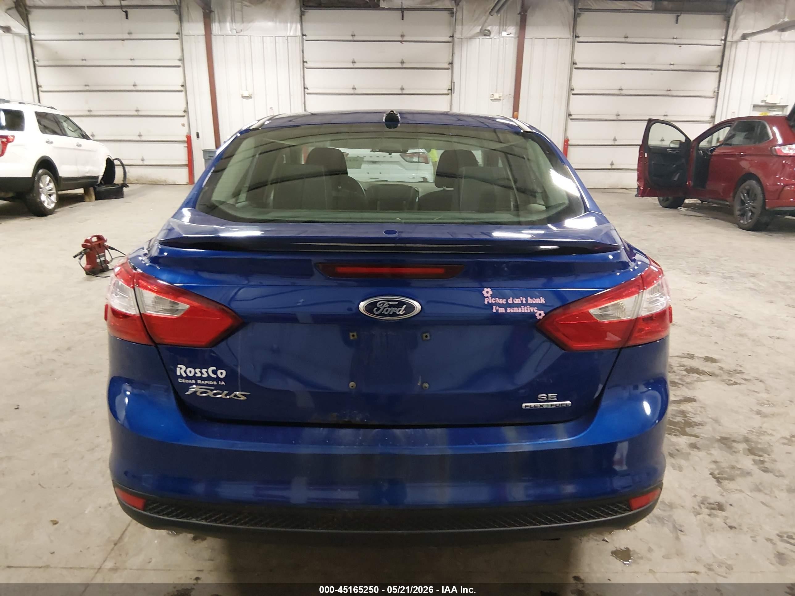 2012 Ford Focus Se Blue vin: 1FAHP3F20CL464990