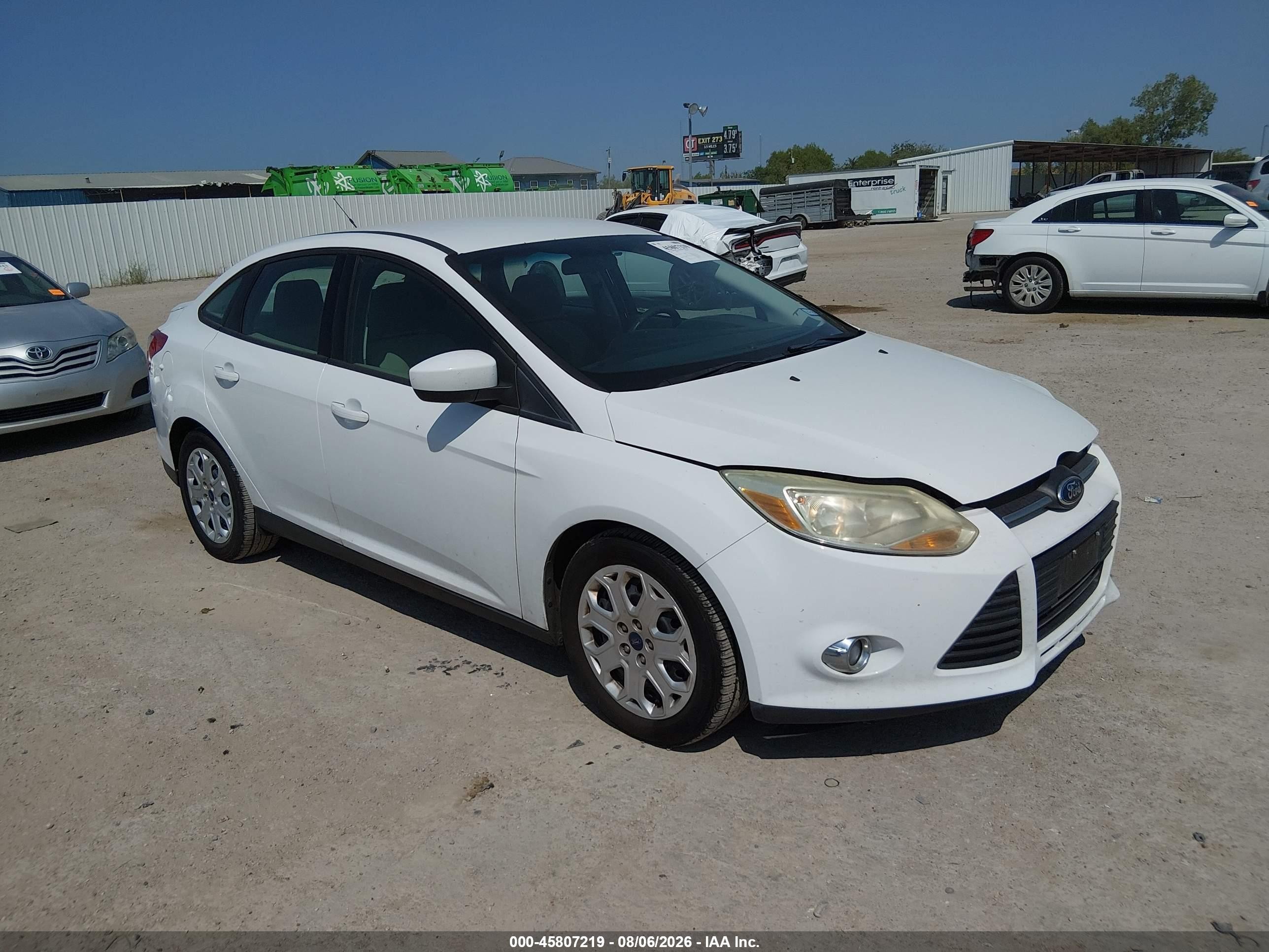2012 Ford Focus Se Белый vin: 1FAHP3F20CL478288