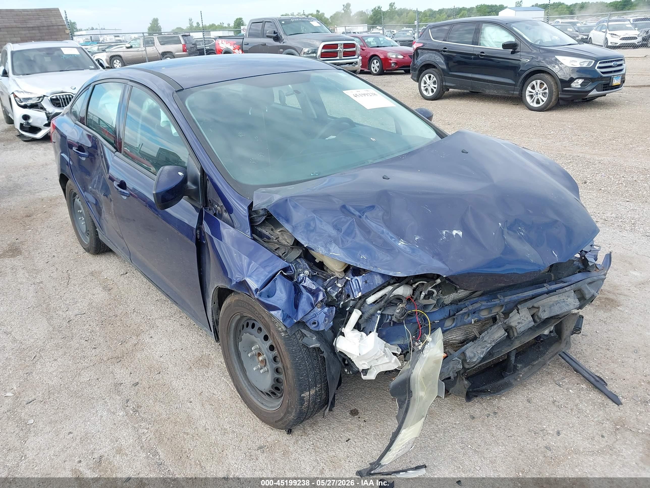 2012 Ford Focus Se Blue vin: 1FAHP3F21CL112288