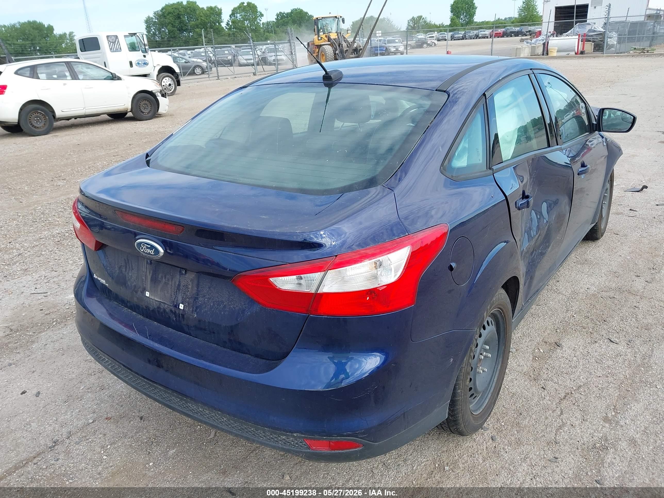 2012 Ford Focus Se Blue vin: 1FAHP3F21CL112288
