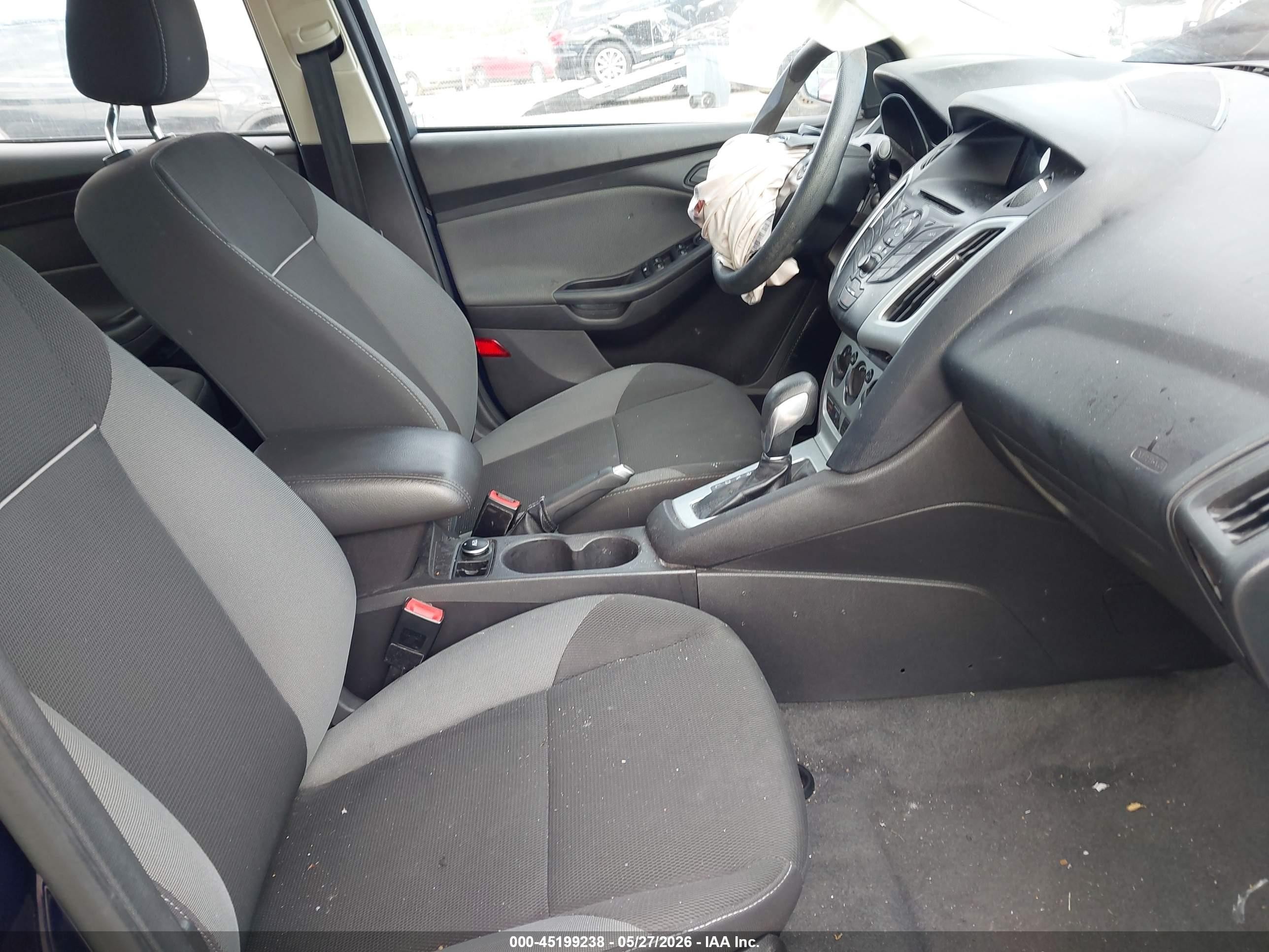 2012 Ford Focus Se Blue vin: 1FAHP3F21CL112288