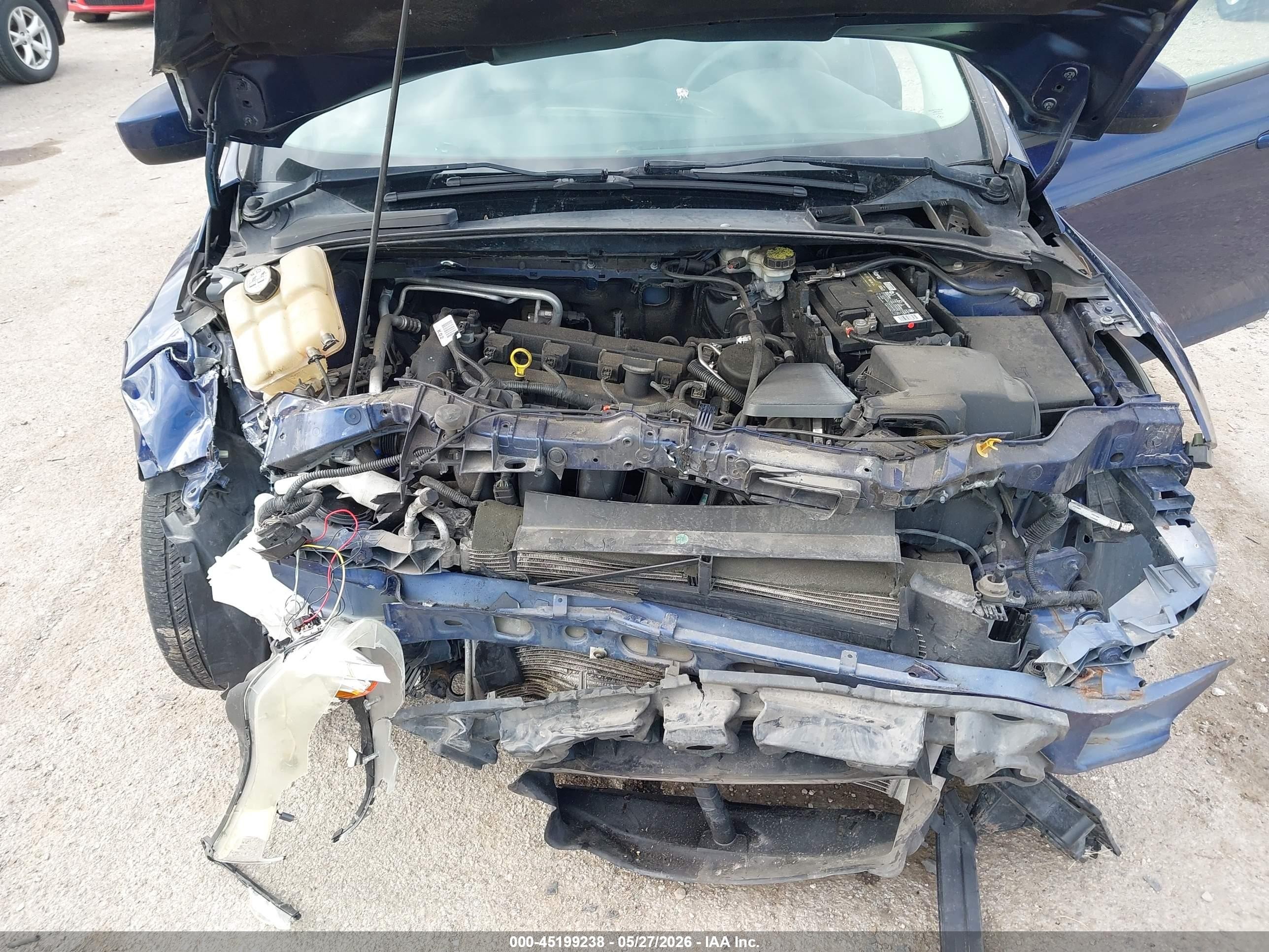 2012 Ford Focus Se Blue vin: 1FAHP3F21CL112288