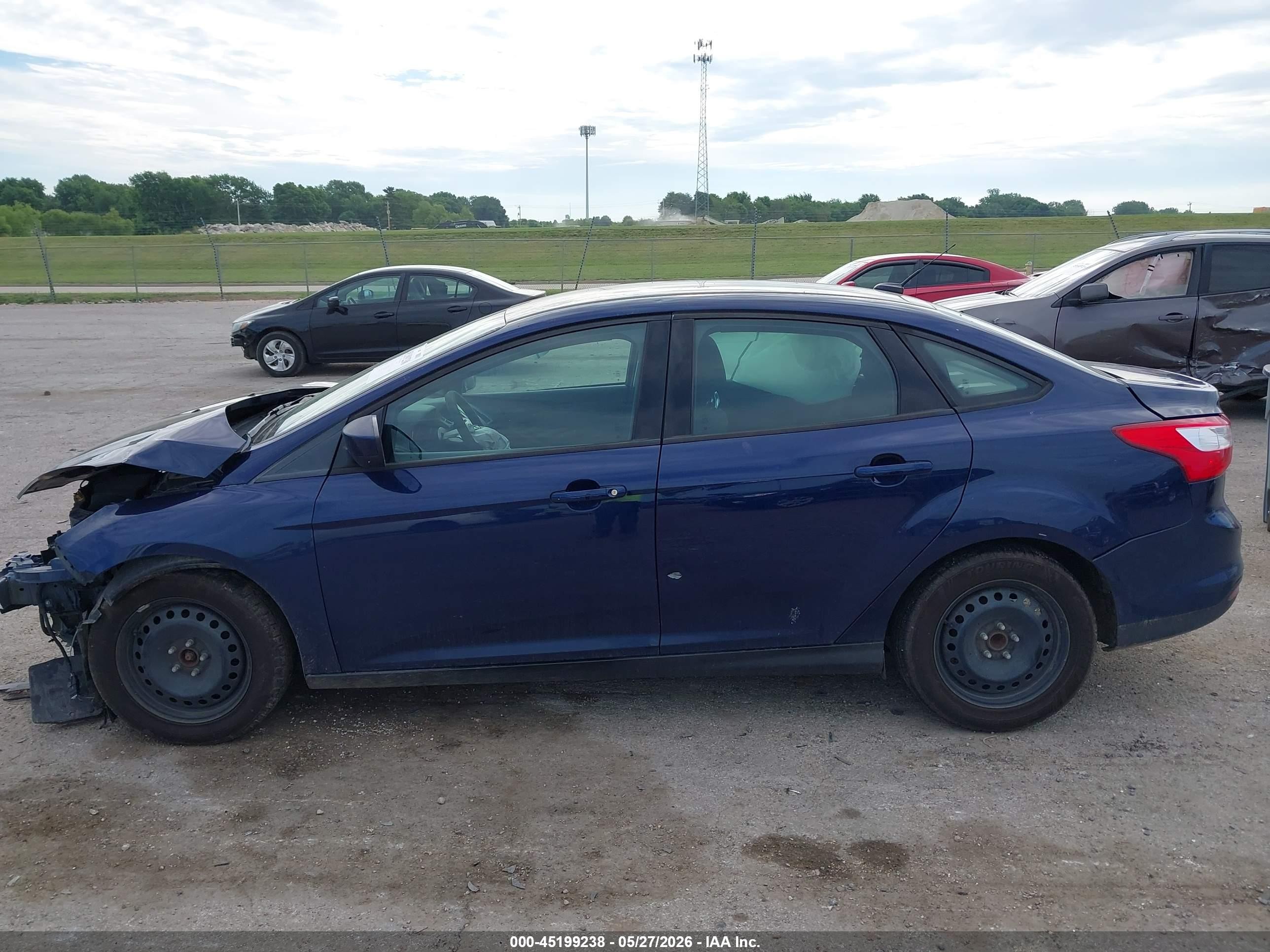 2012 Ford Focus Se Blue vin: 1FAHP3F21CL112288