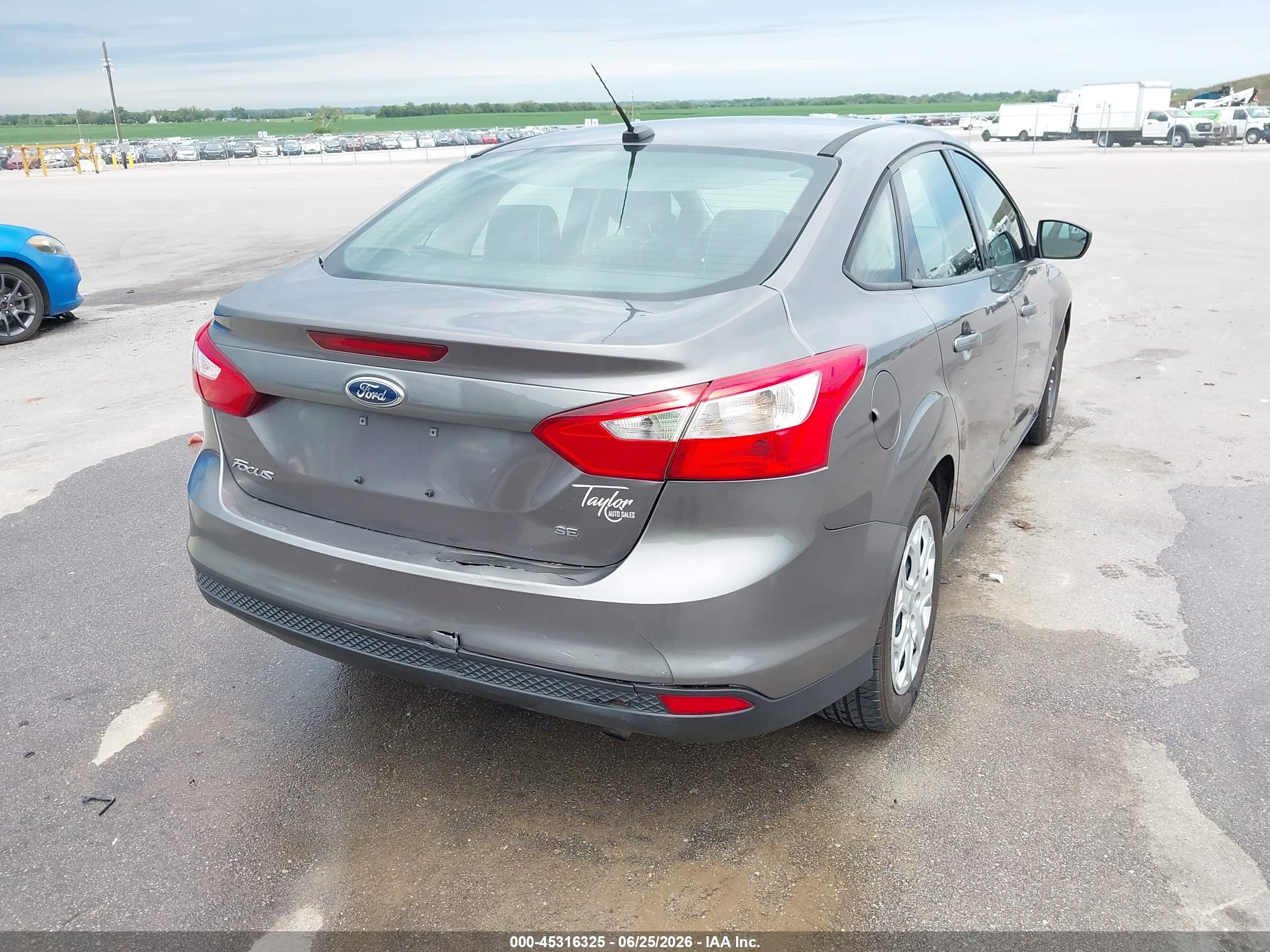 2012 Ford Focus Se Gray vin: 1FAHP3F21CL194135