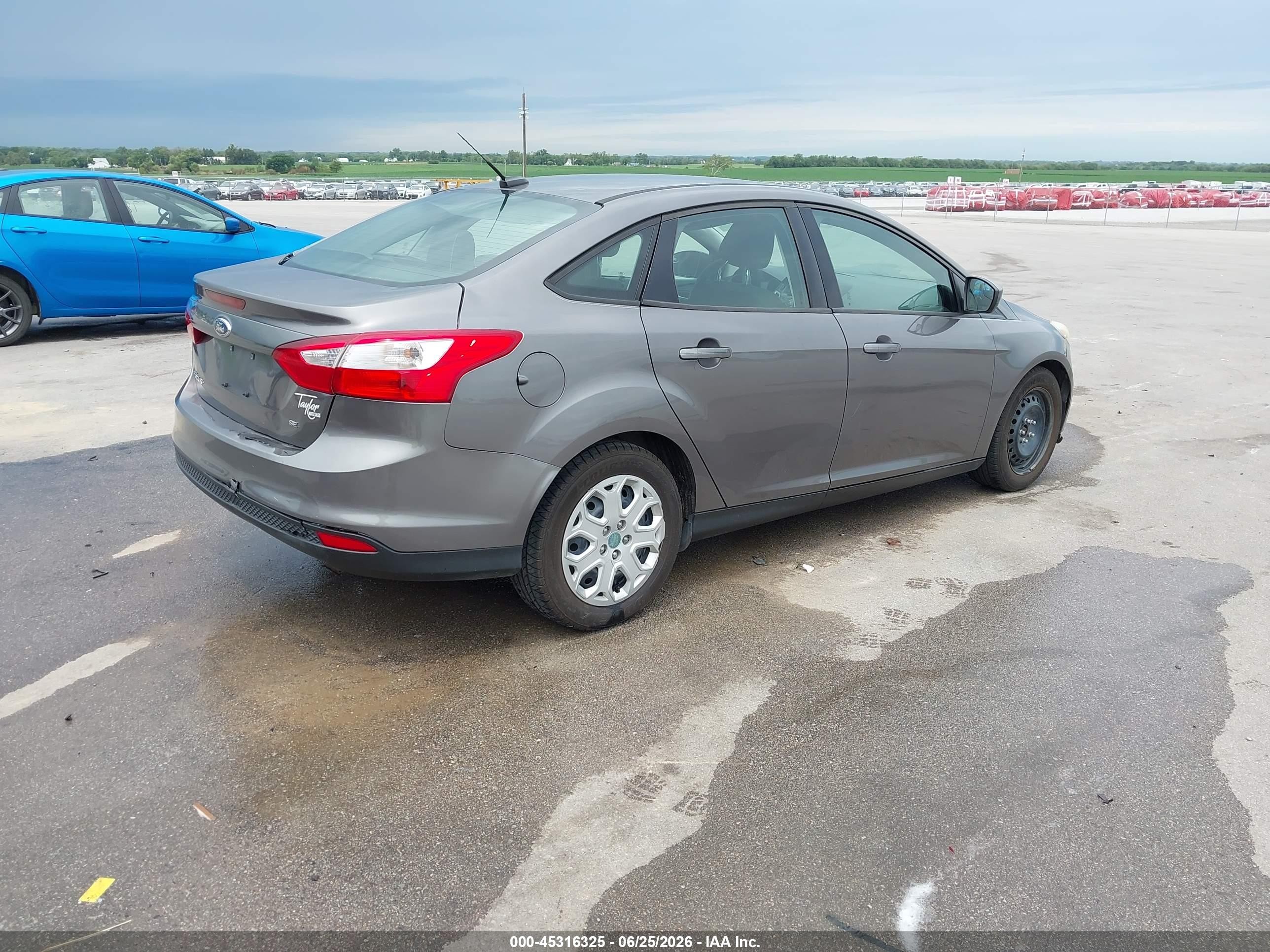 2012 Ford Focus Se Gray vin: 1FAHP3F21CL194135
