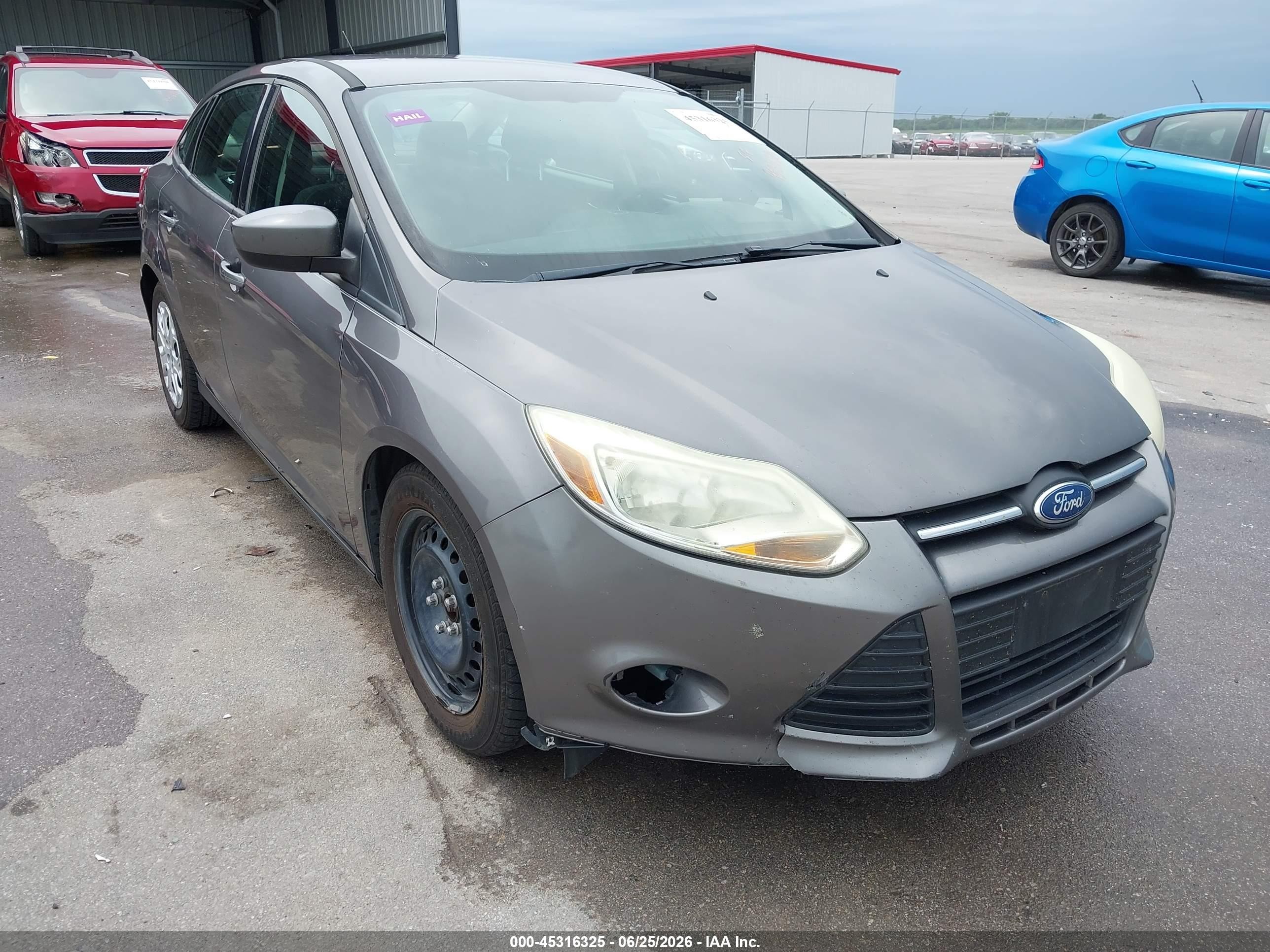 2012 Ford Focus Se Gray vin: 1FAHP3F21CL194135