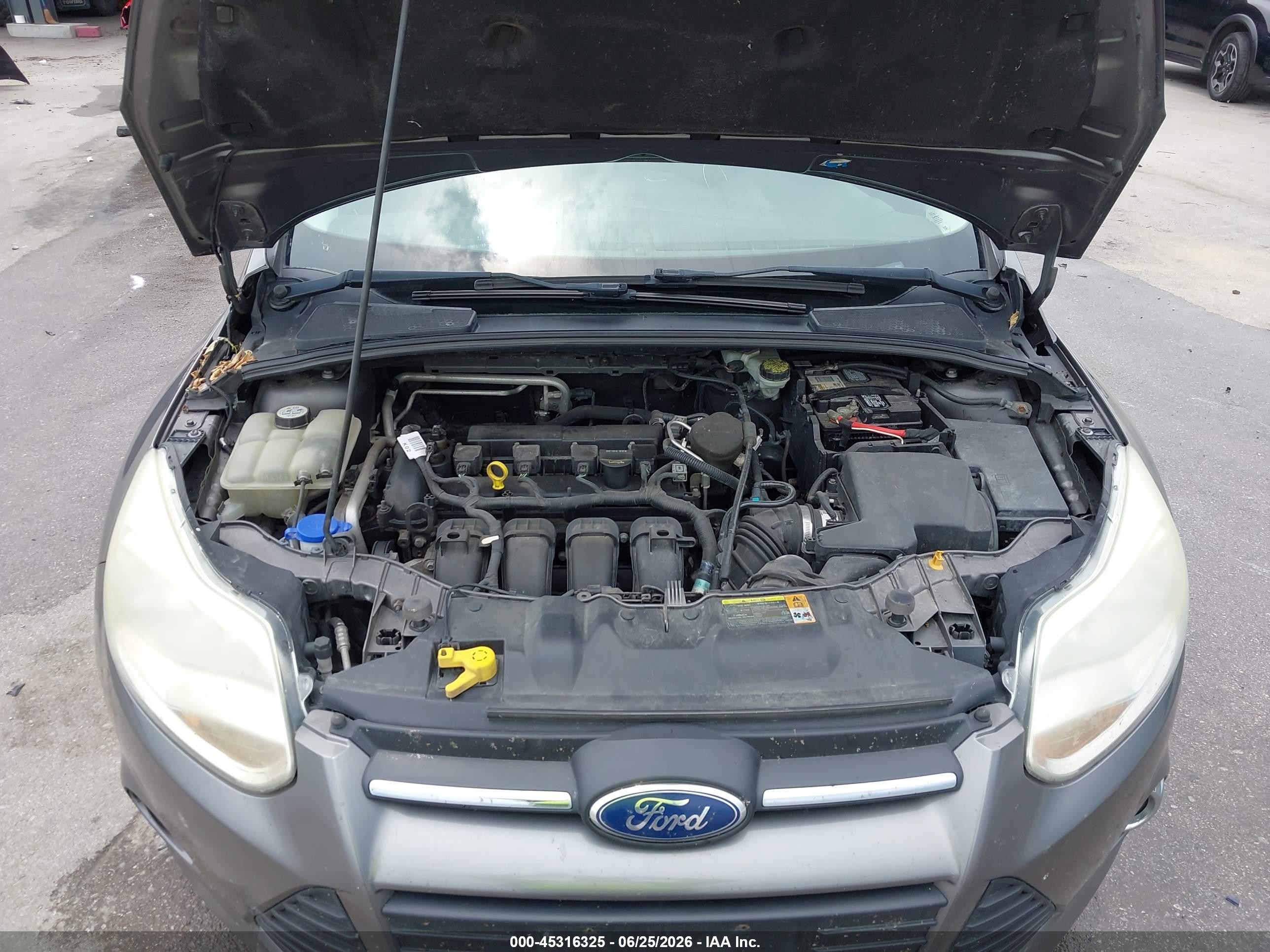 2012 Ford Focus Se Gray vin: 1FAHP3F21CL194135