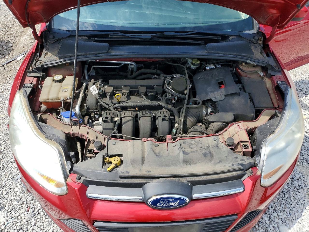 2012 Ford Focus Se Burgundy vin: 1FAHP3F21CL210169