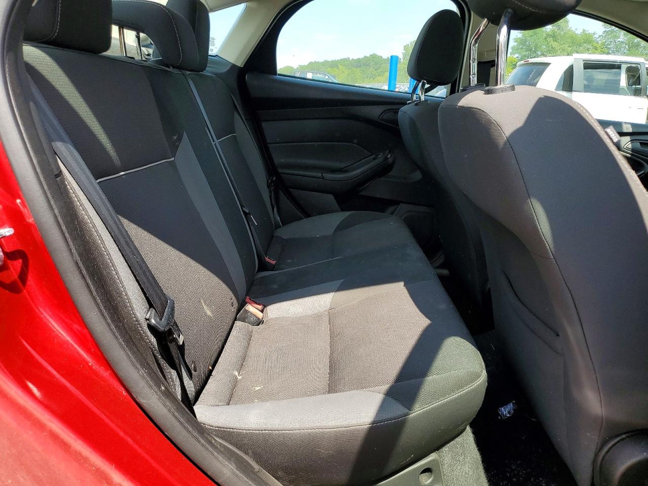 2012 Ford Focus Se Burgundy vin: 1FAHP3F21CL210169