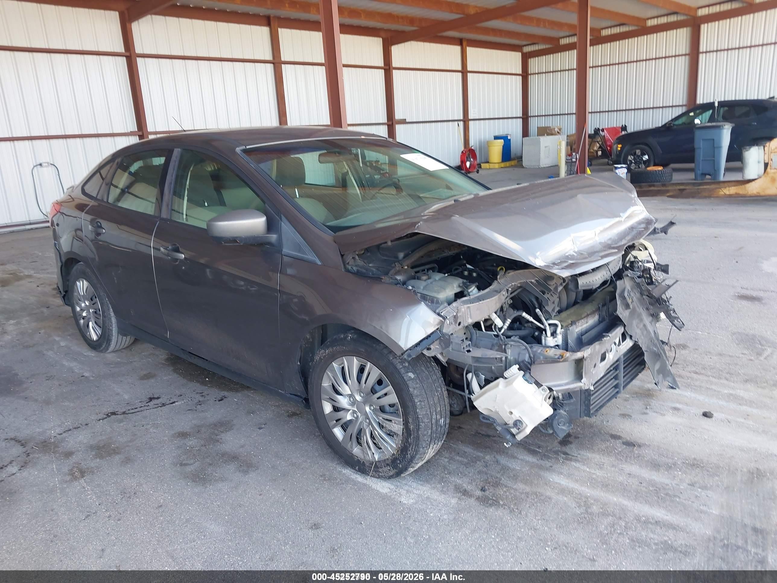 2012 Ford Focus Se Gray vin: 1FAHP3F21CL225044