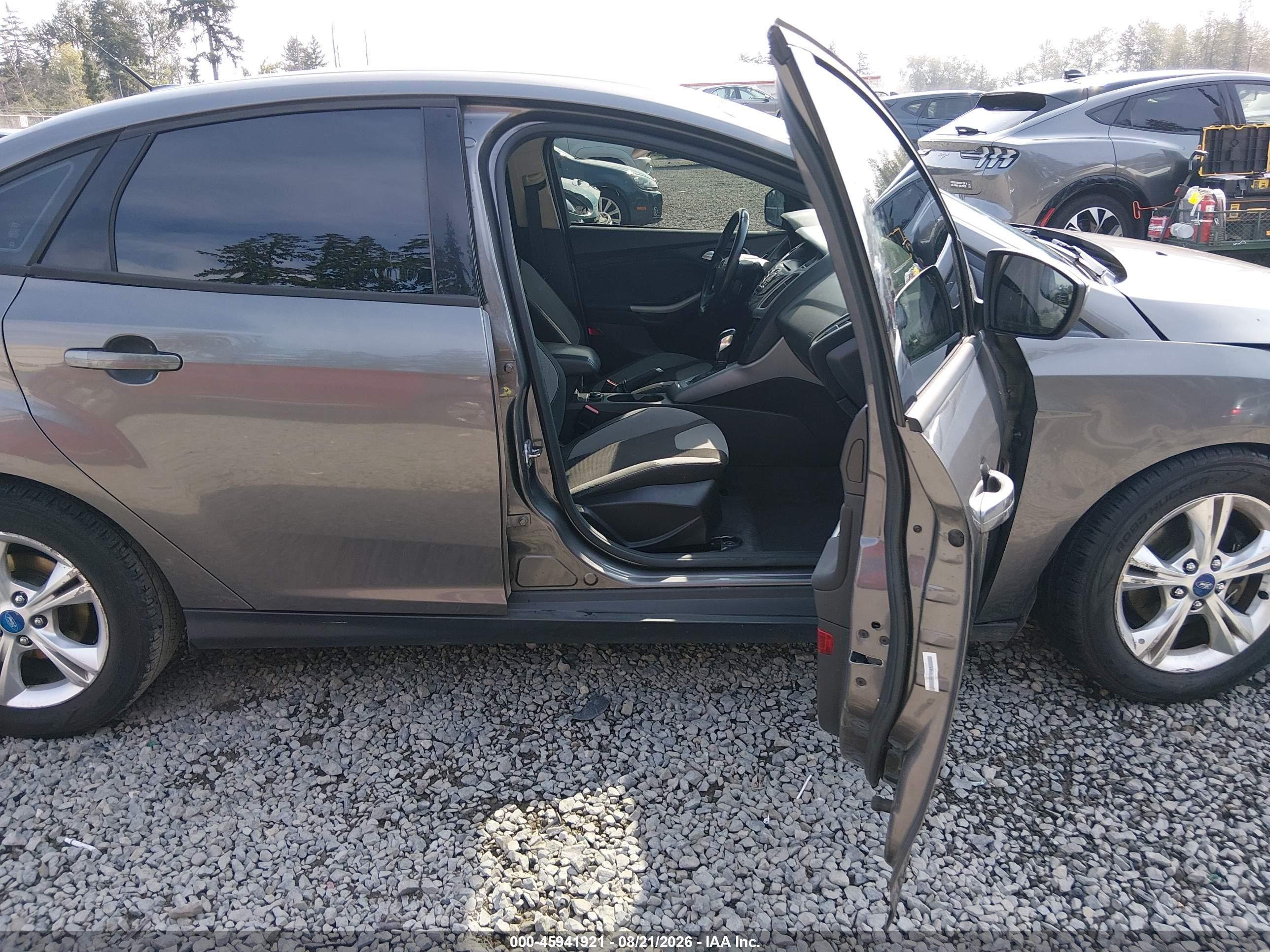 2012 Ford Focus Se Black vin: 1FAHP3F21CL226355