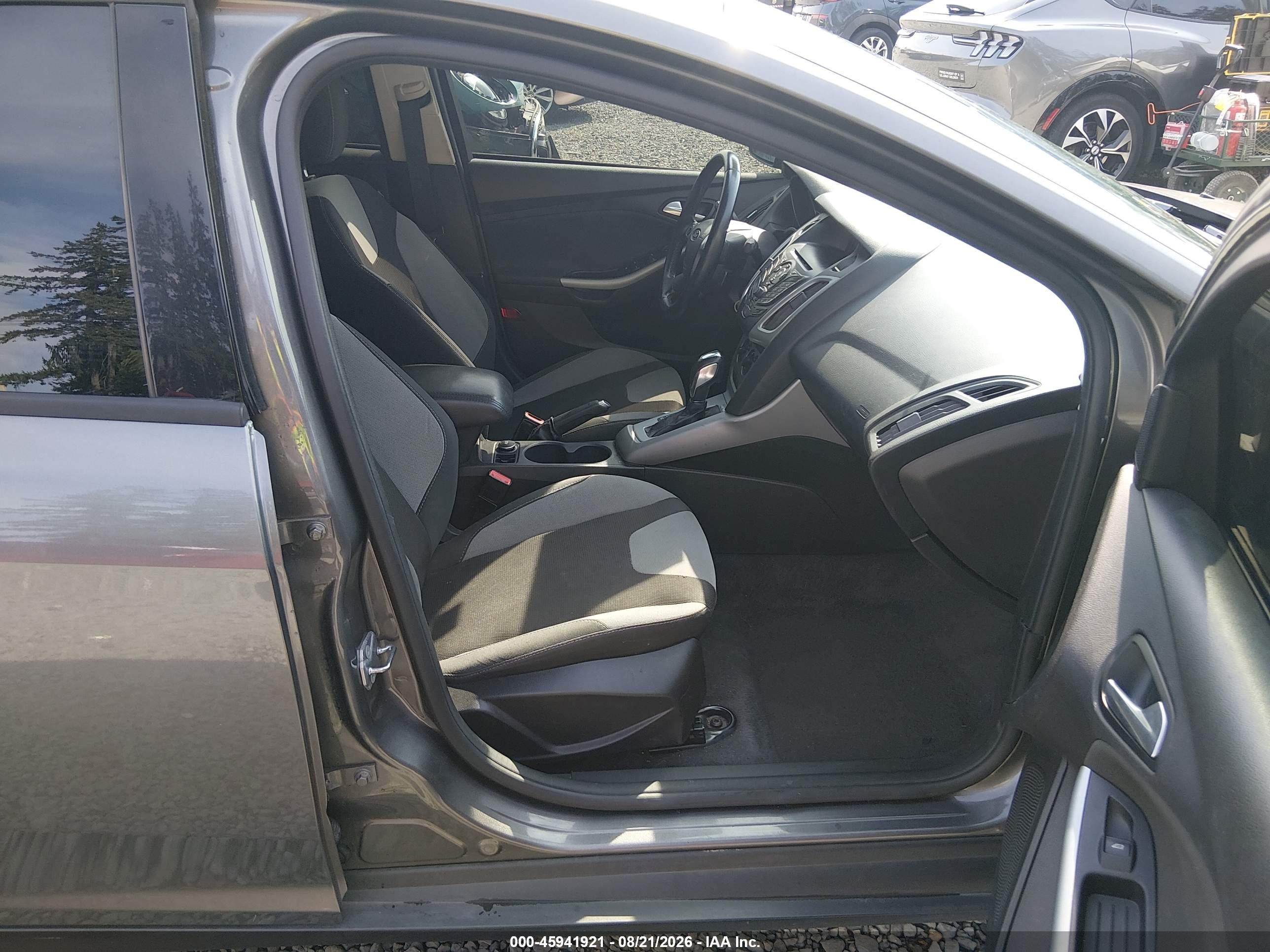 2012 Ford Focus Se Black vin: 1FAHP3F21CL226355