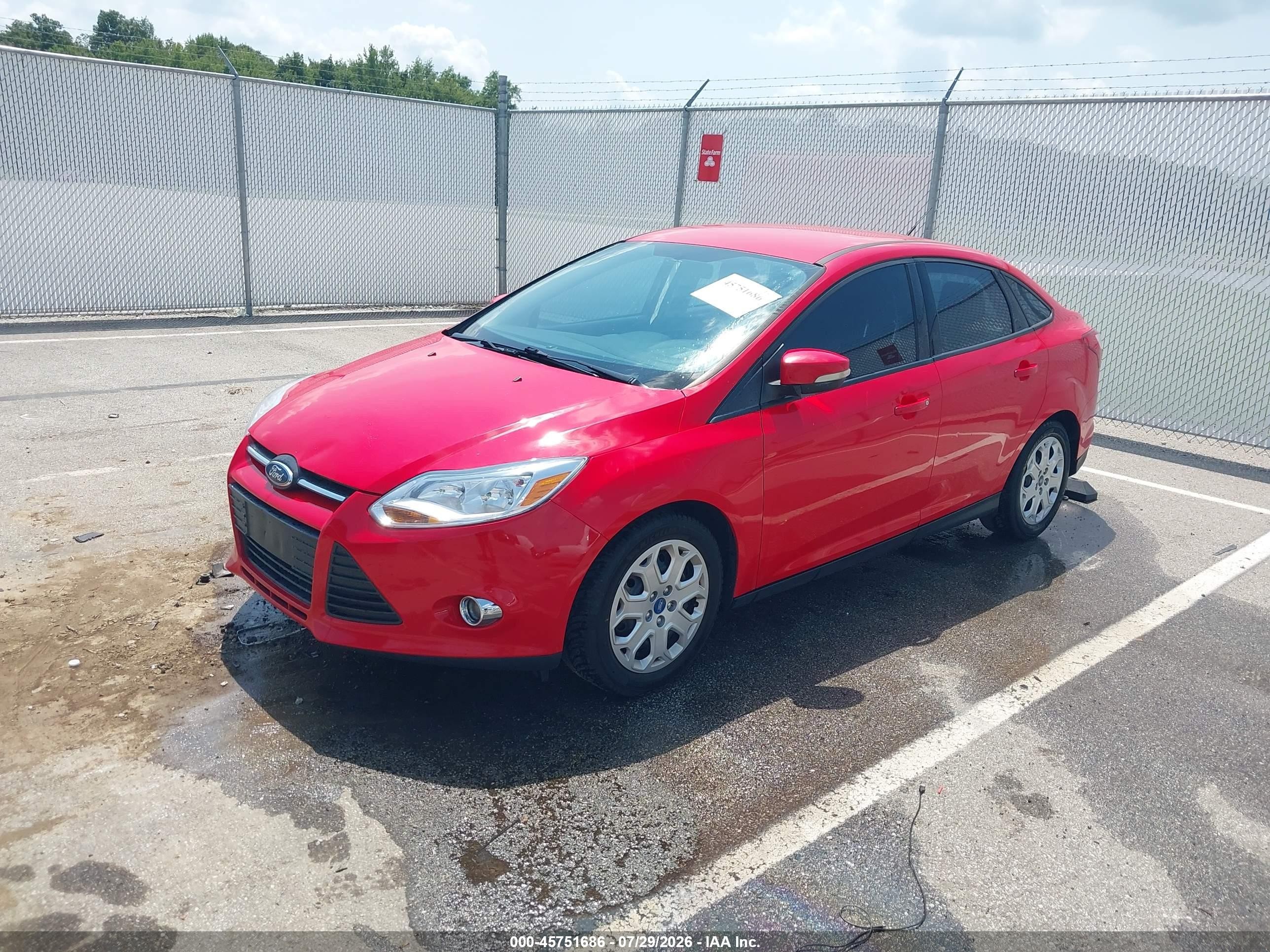 2012 Ford Focus Se Red vin: 1FAHP3F21CL234116