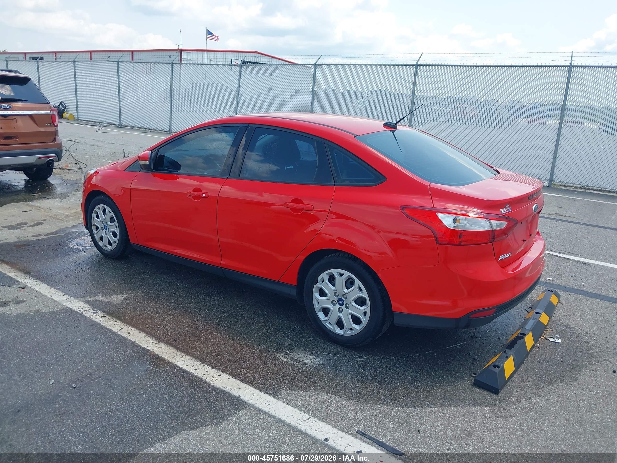 2012 Ford Focus Se Red vin: 1FAHP3F21CL234116