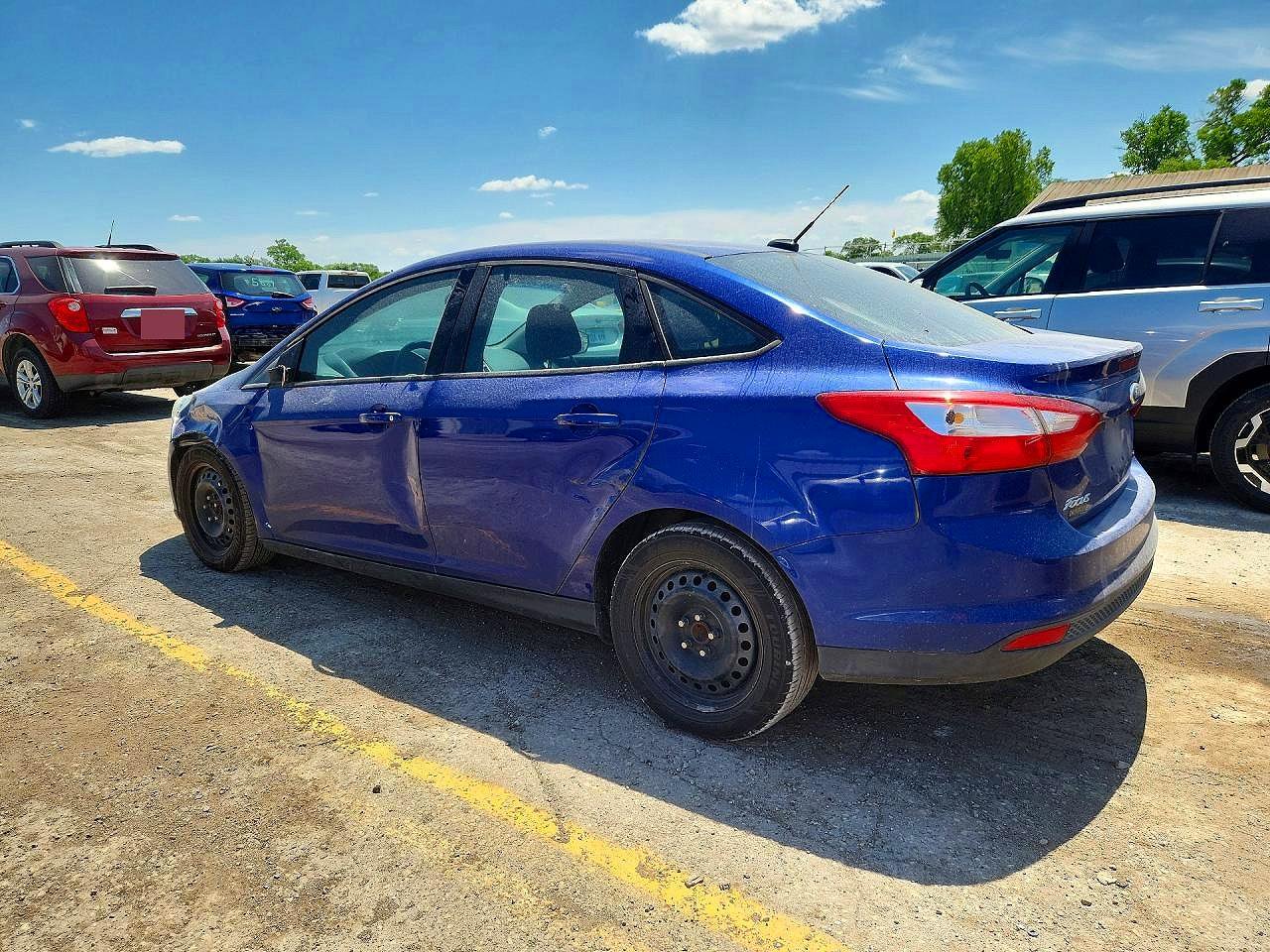 2012 Ford Focus Se Blue vin: 1FAHP3F21CL250428