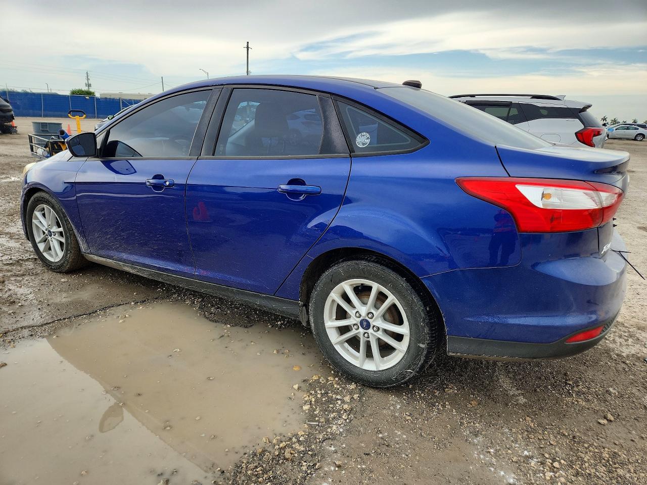 2012 Ford Focus Se Blue vin: 1FAHP3F21CL310756