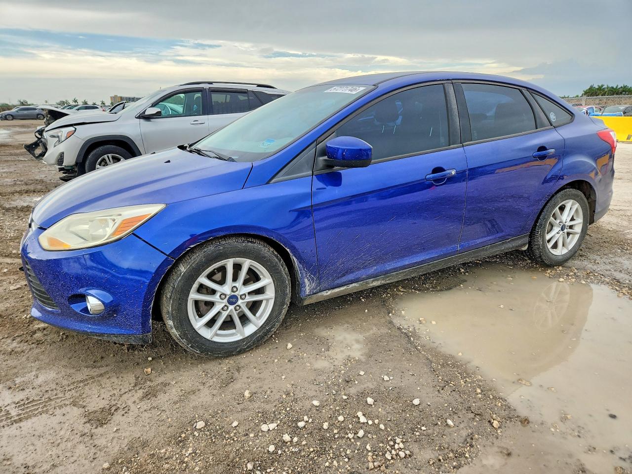 2012 Ford Focus Se Blue vin: 1FAHP3F21CL310756