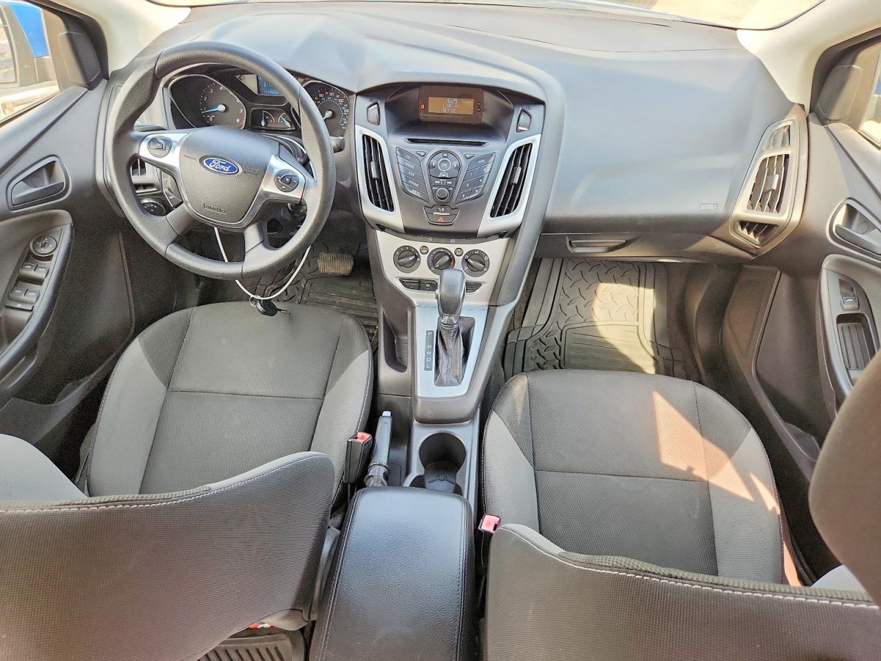 2012 Ford Focus Se Blue vin: 1FAHP3F21CL320770