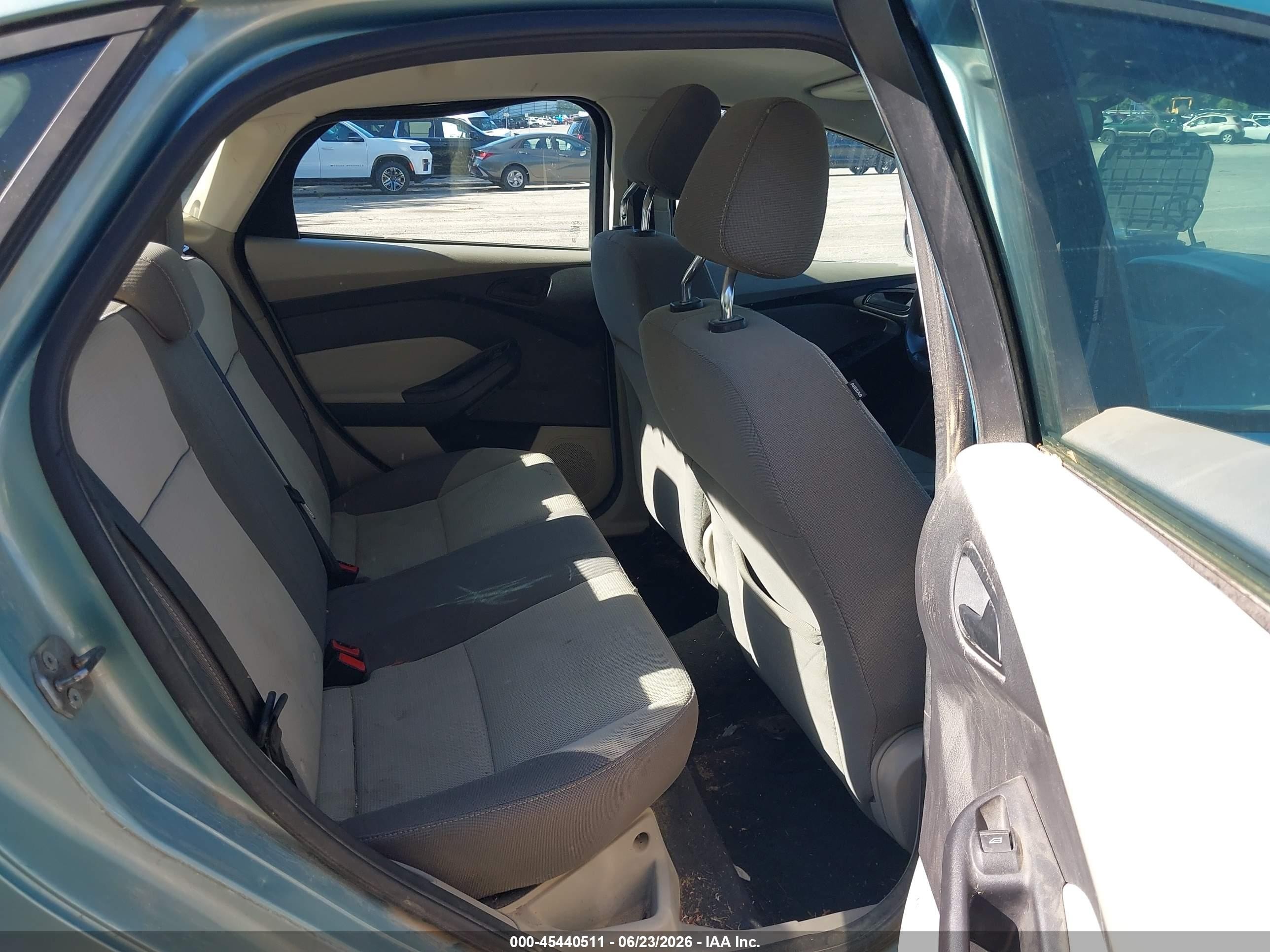 2012 Ford Focus Se Teal vin: 1FAHP3F21CL344213