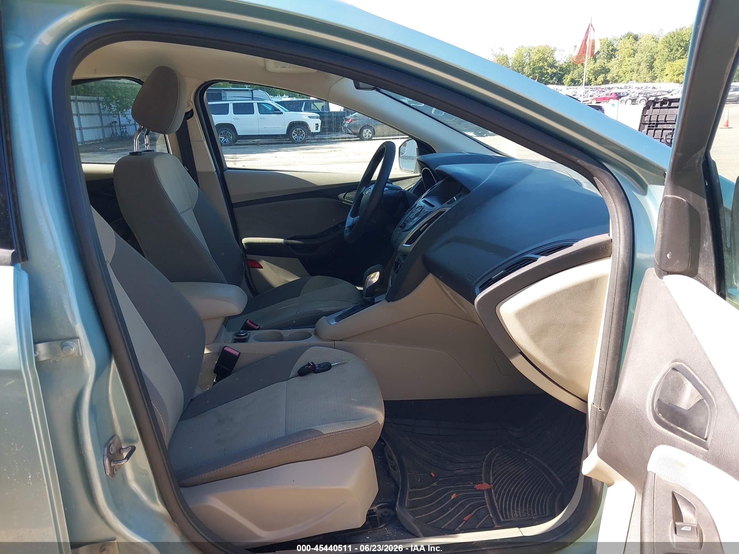 2012 Ford Focus Se Teal vin: 1FAHP3F21CL344213