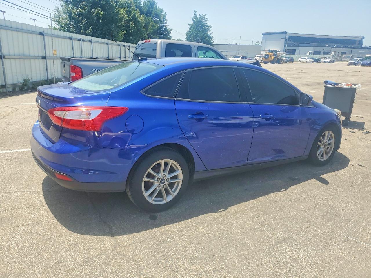 2012 Ford Focus Se Синий vin: 1FAHP3F21CL361111